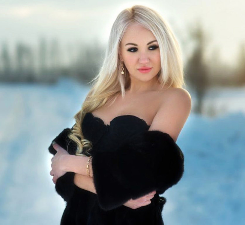 Alina  russian dating app for iphone