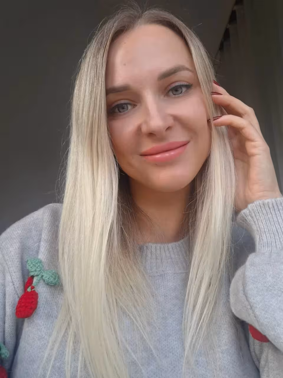 Open Woman's Profile