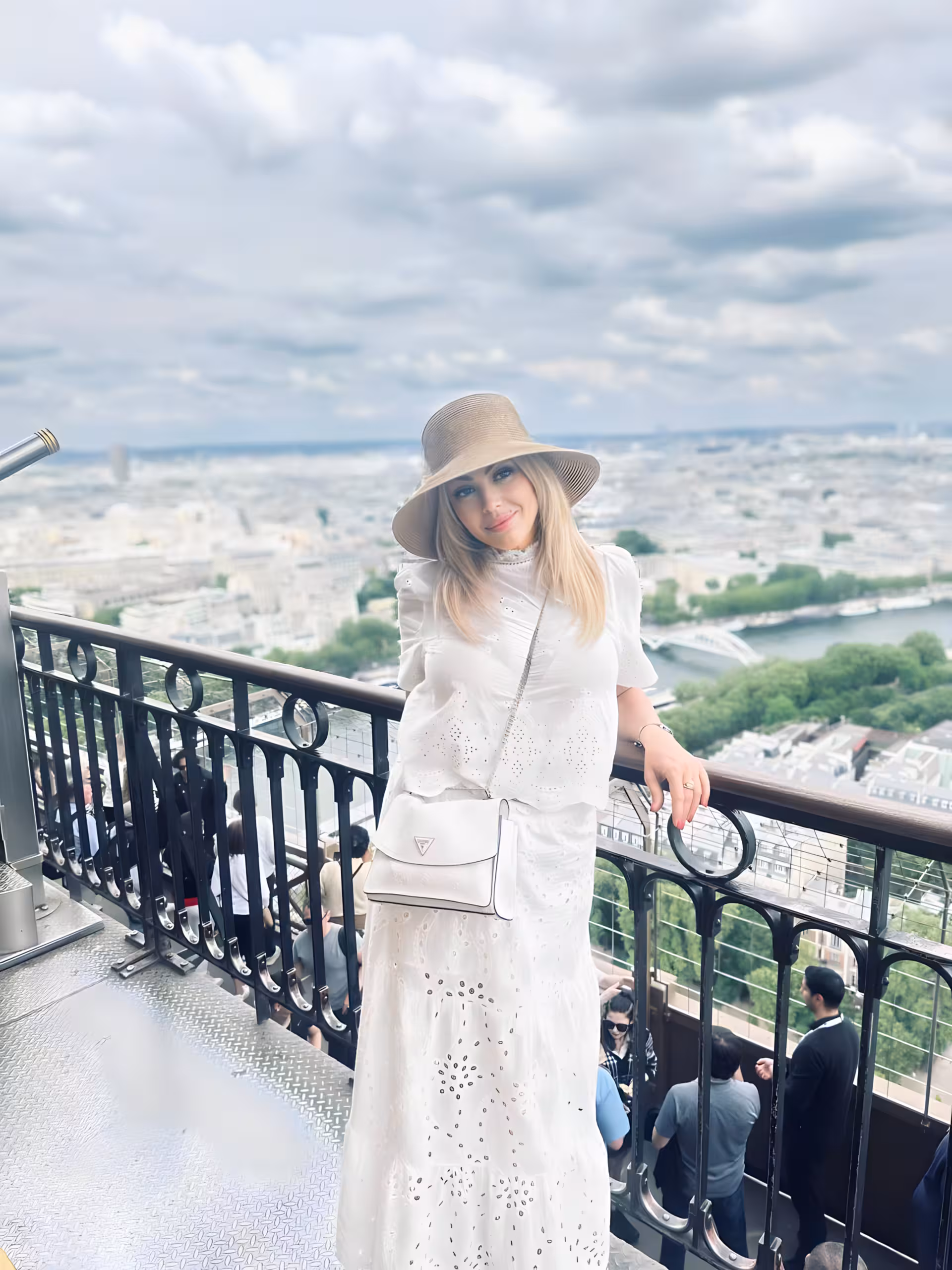 Visit Lady's Profile