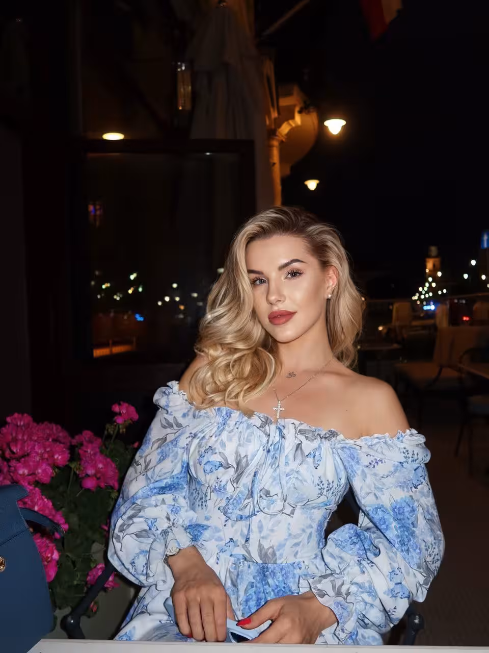 Visit Lady's Profile
