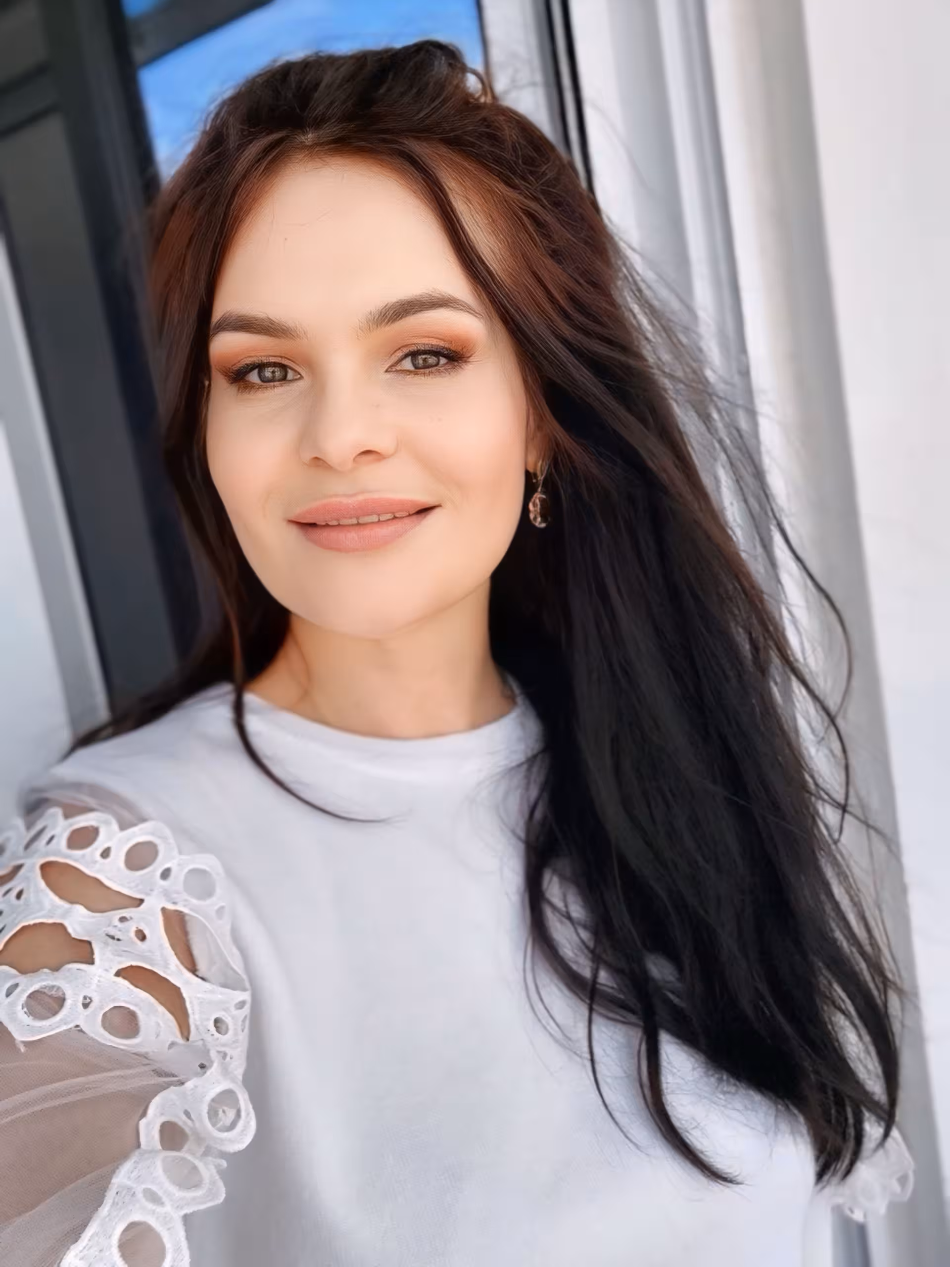 Open Woman's Profile