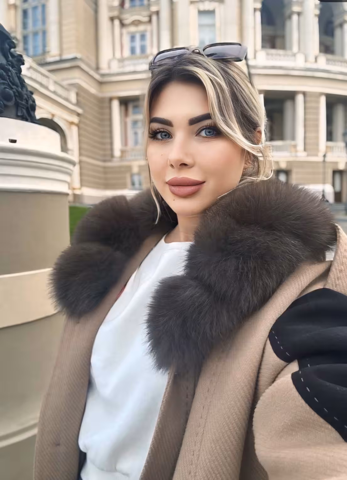 Open Woman's Profile