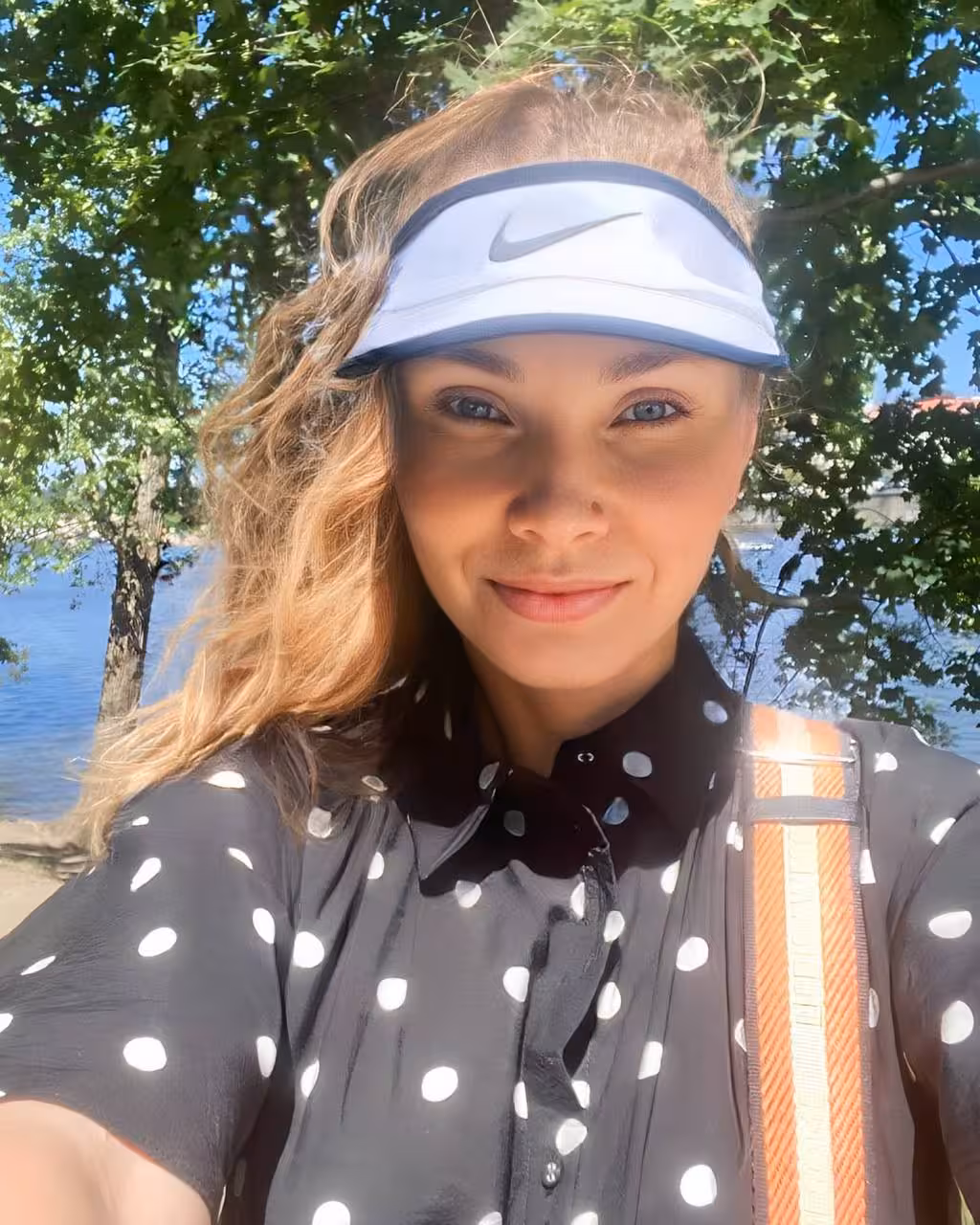 Open Woman's Profile