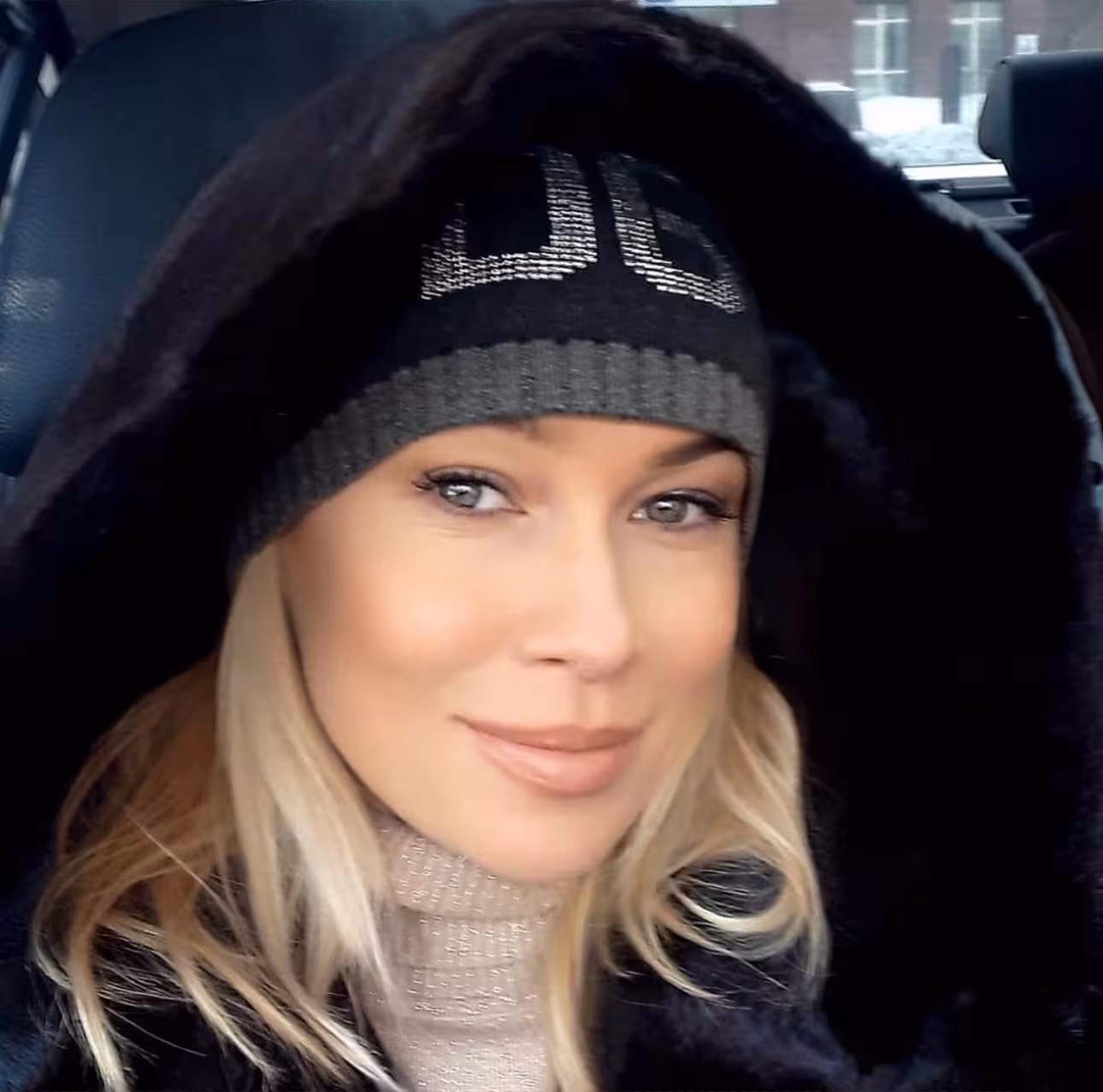 Open Woman's Profile