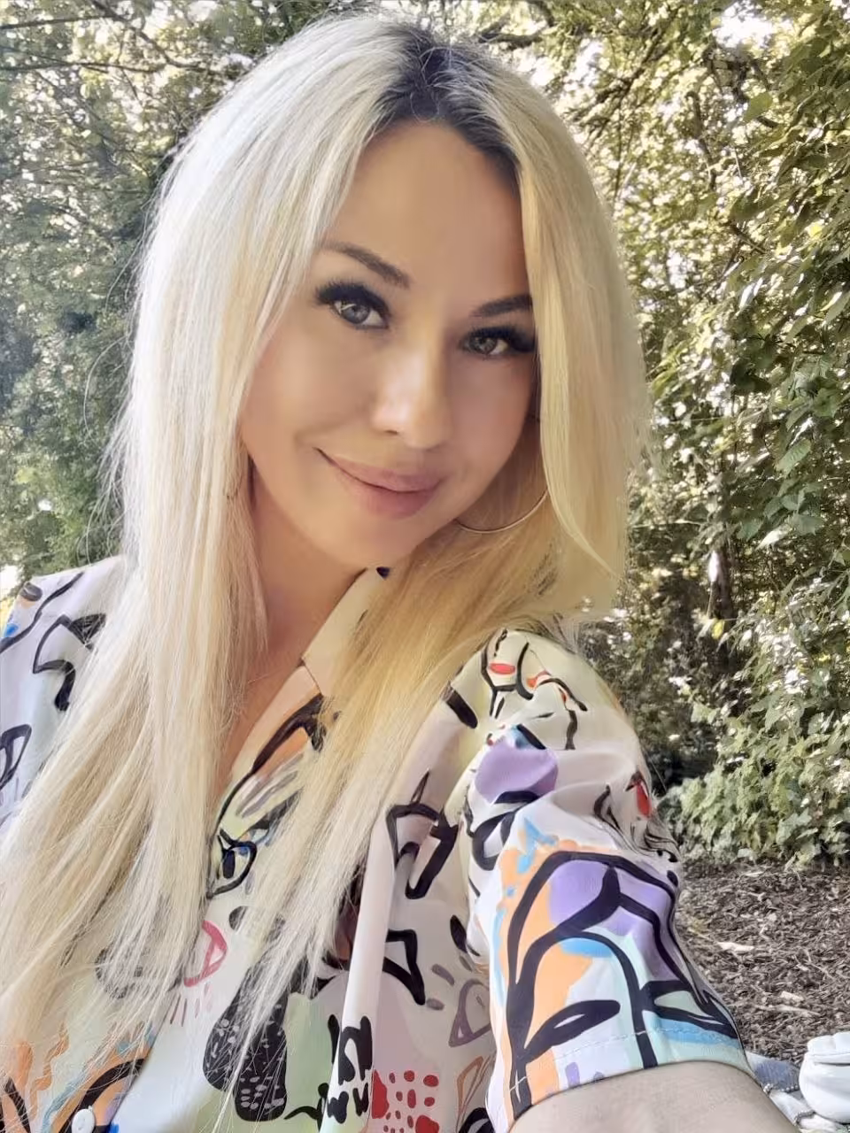 Visit Lady's Profile