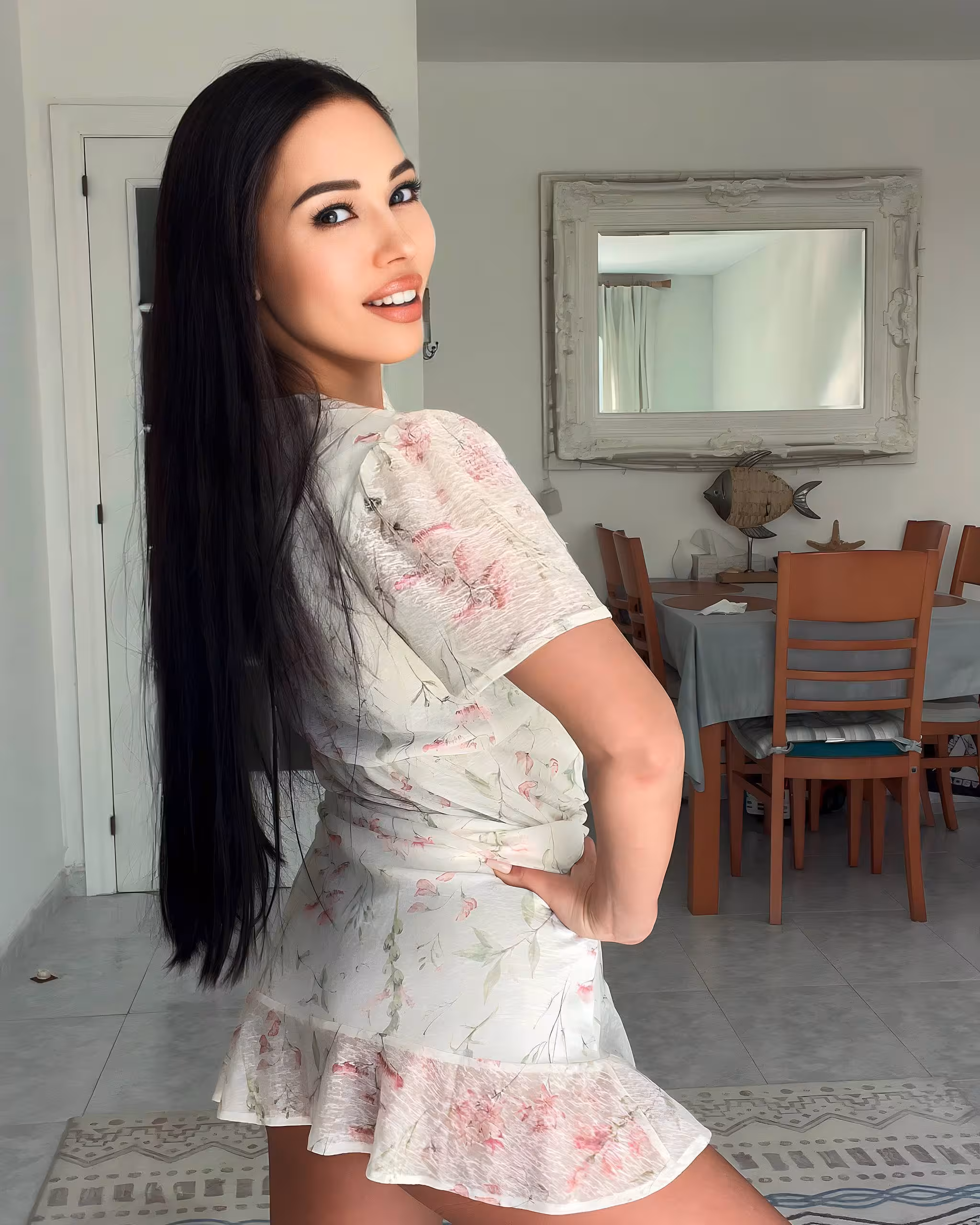 See Lady's Profile
