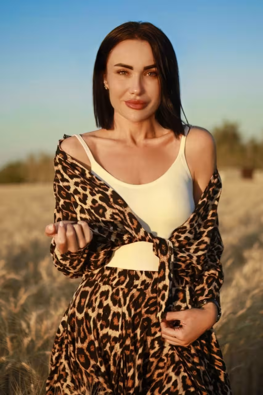 Open Woman's Profile