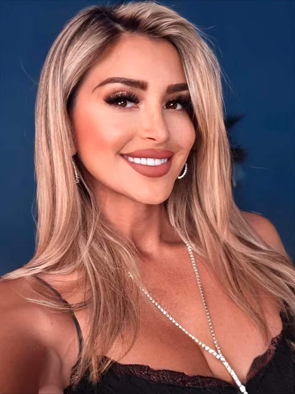 See Lady's Profile