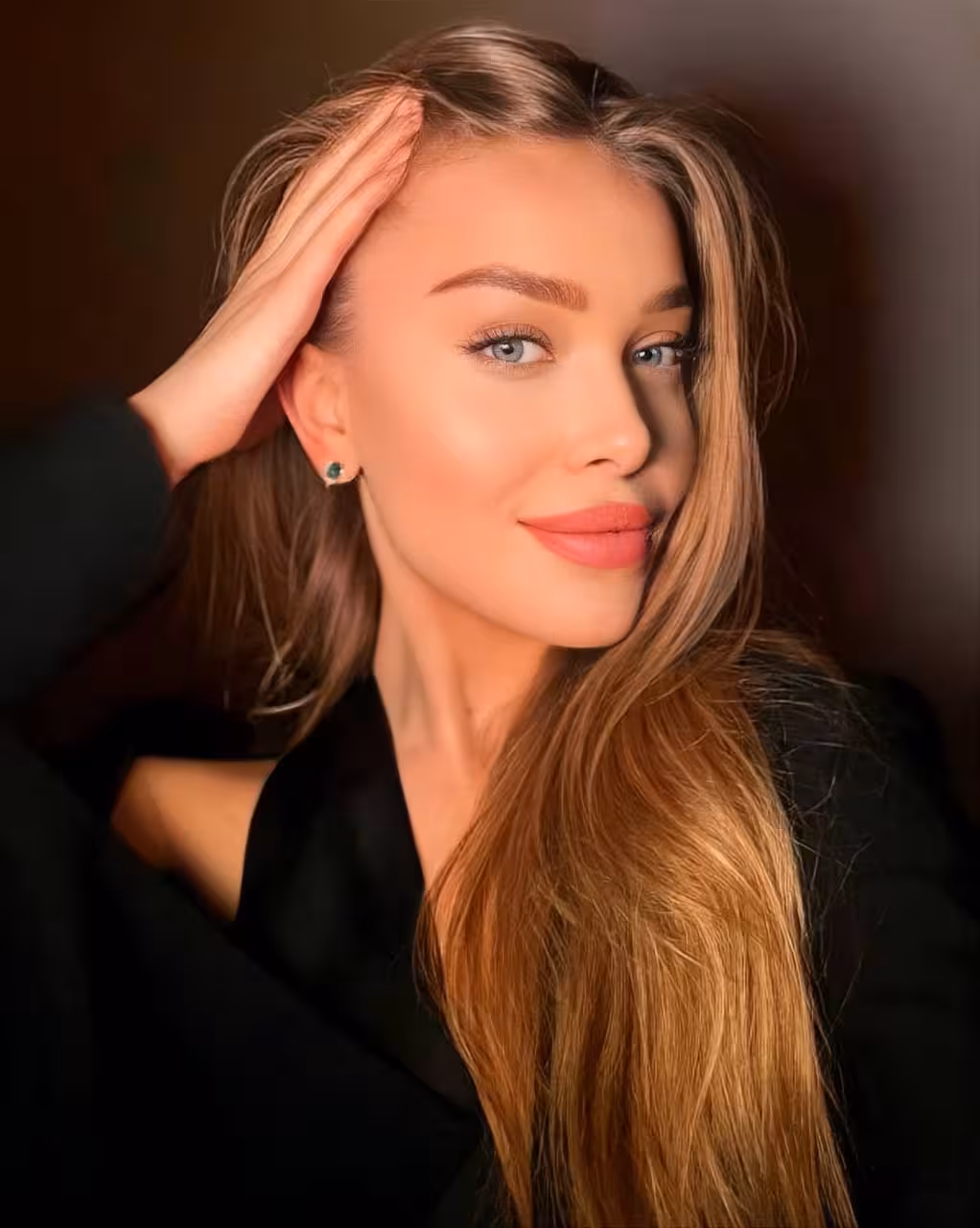 See Lady's Profile