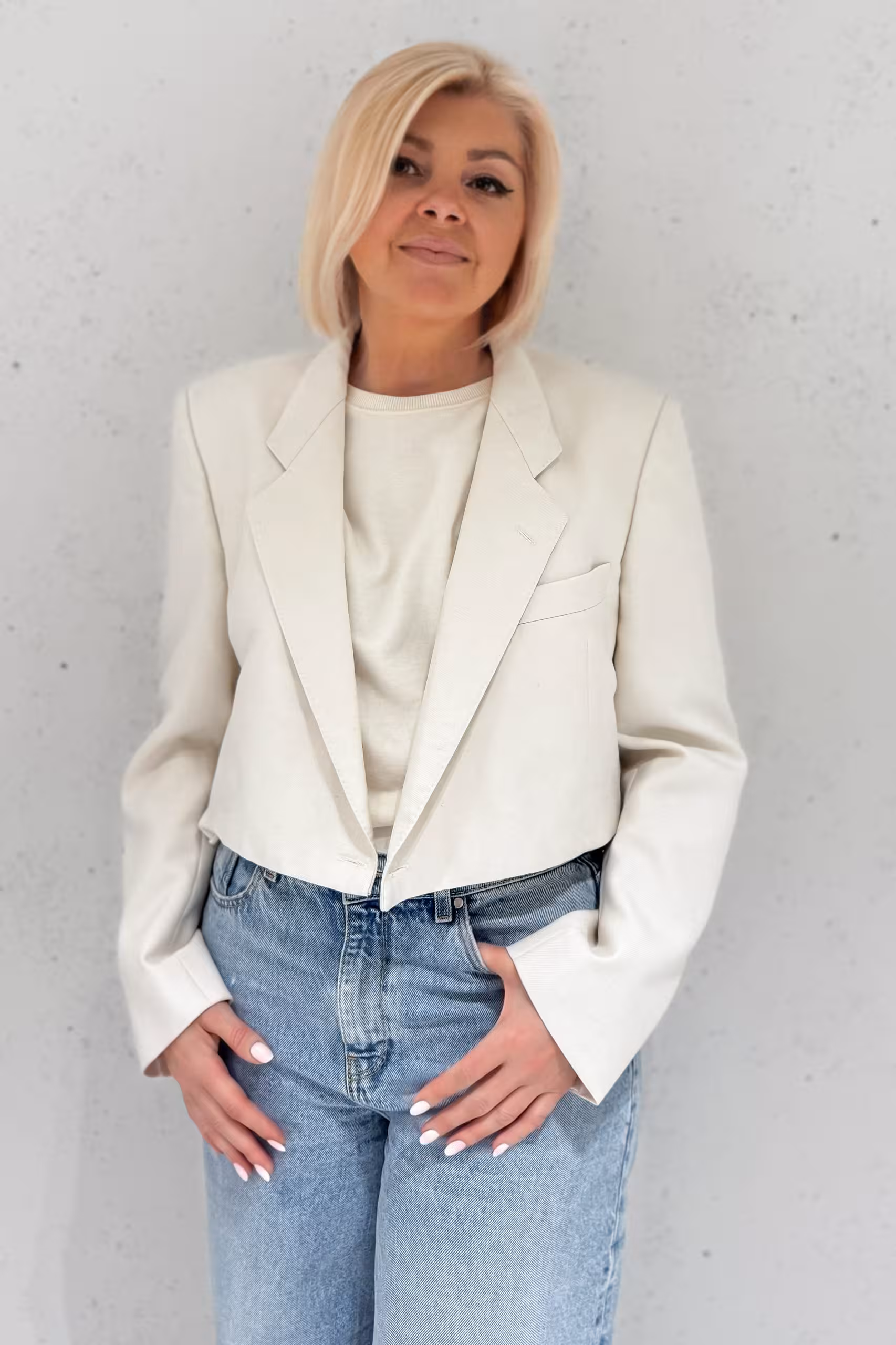 Open Woman's Profile