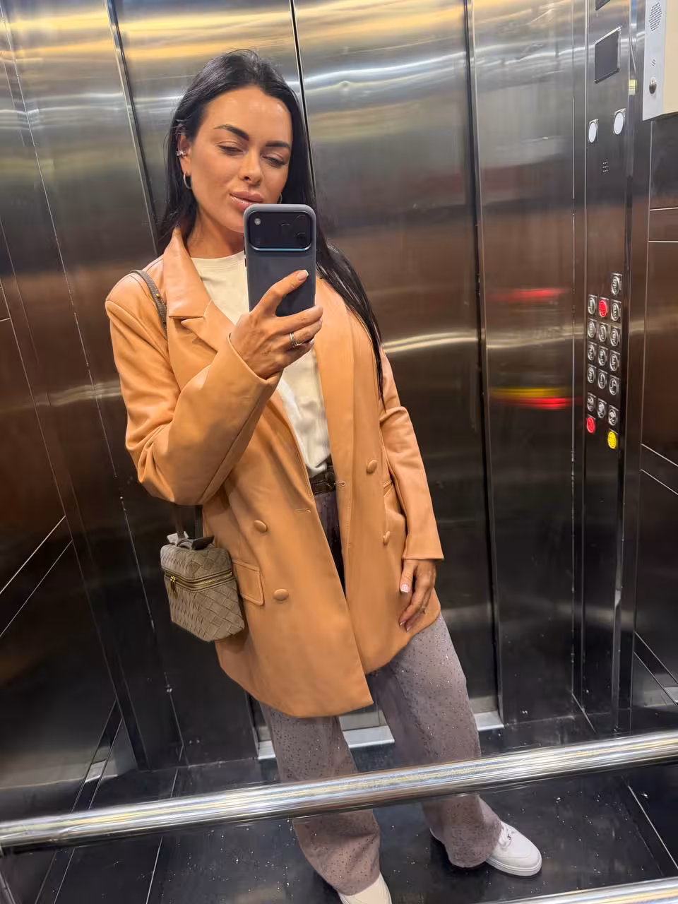 Open Woman's Profile