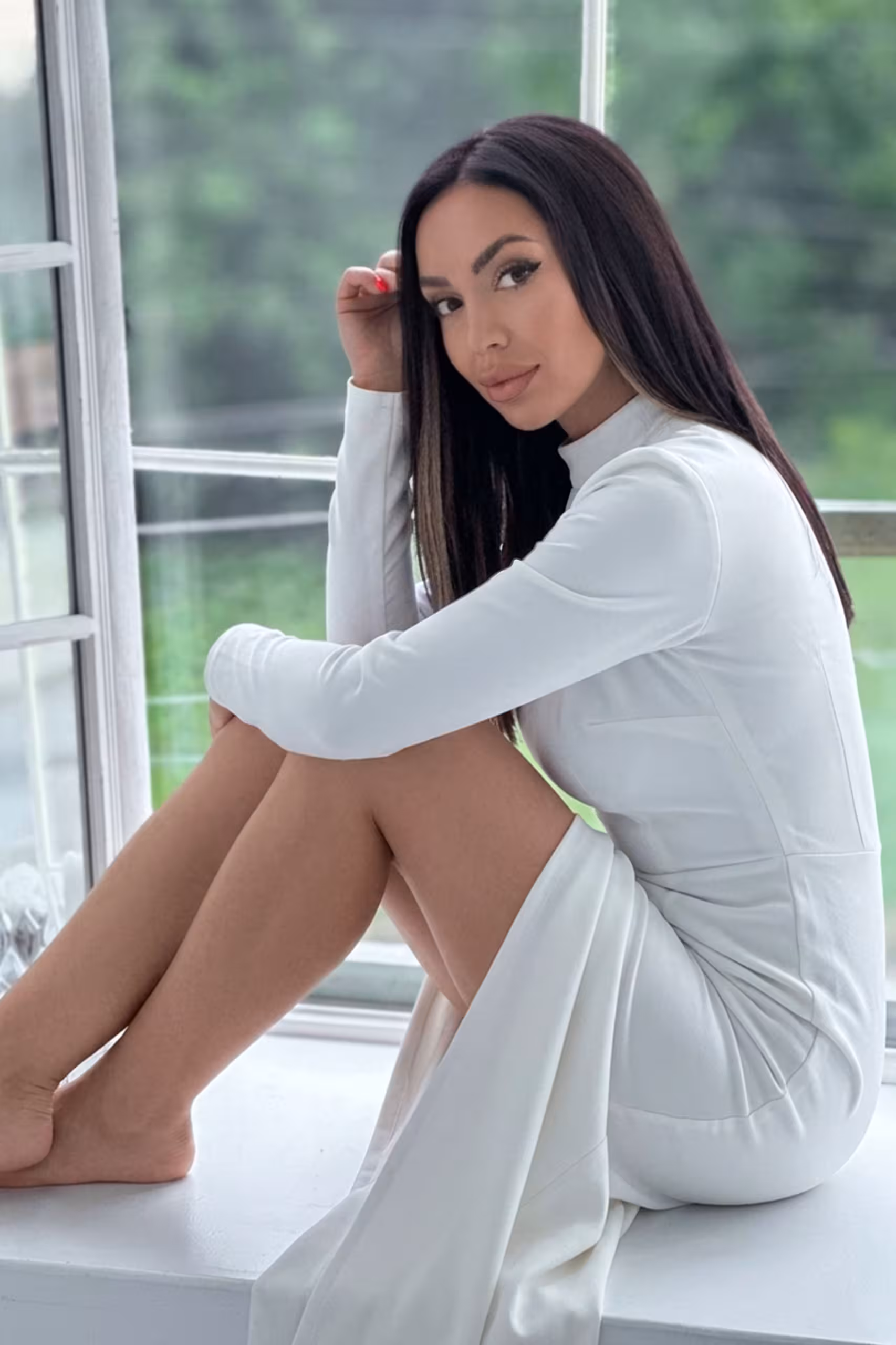 Open Woman's Profile