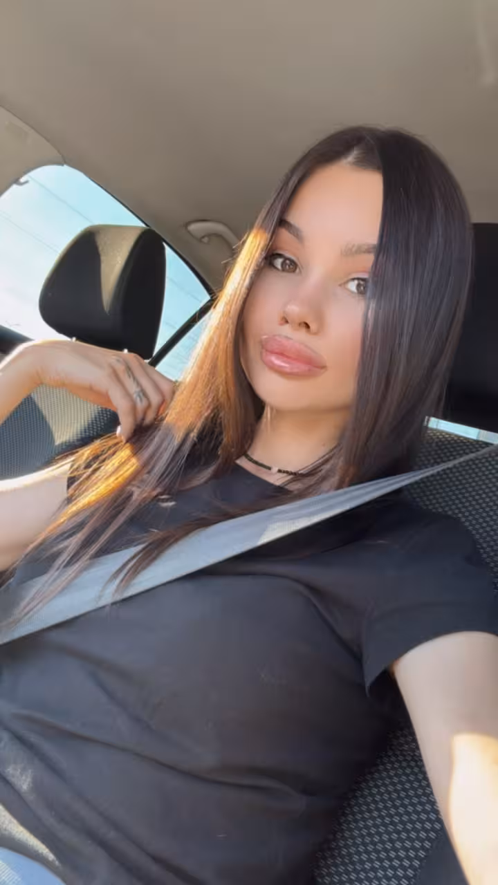 Discover Her Profile