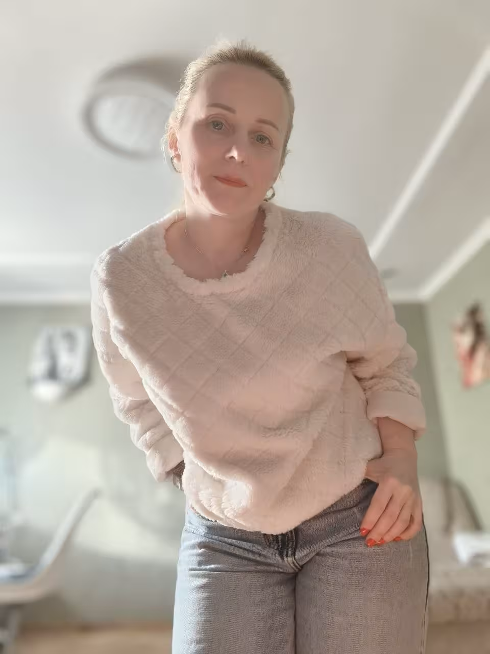 Visit Lady's Profile
