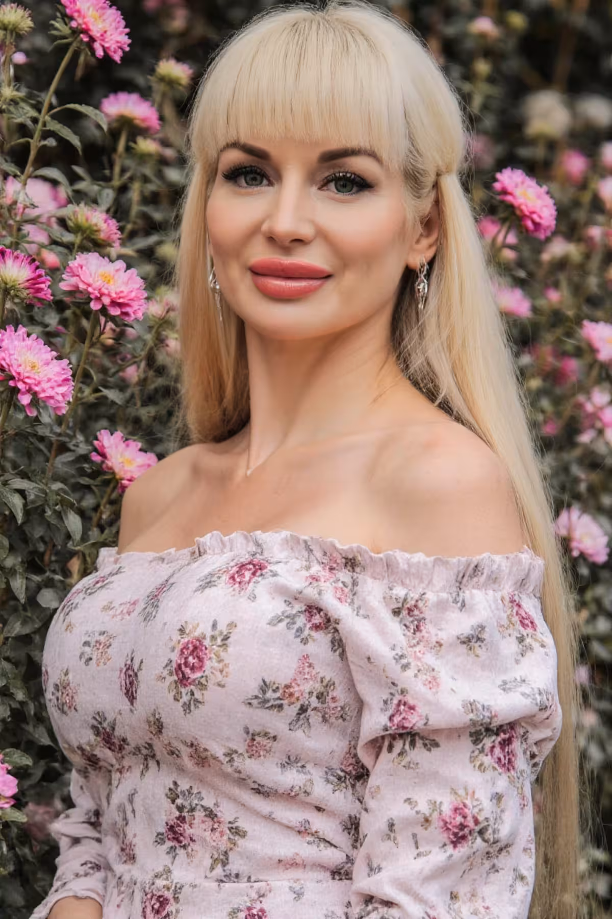 Open Woman's Profile
