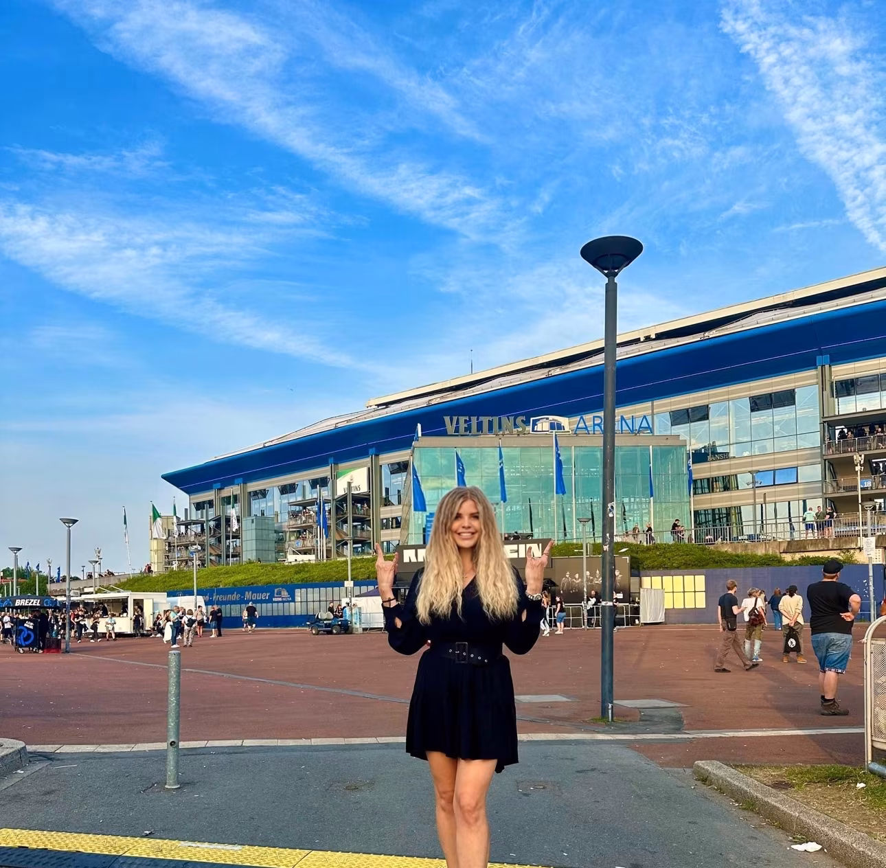 Visit Lady's Profile