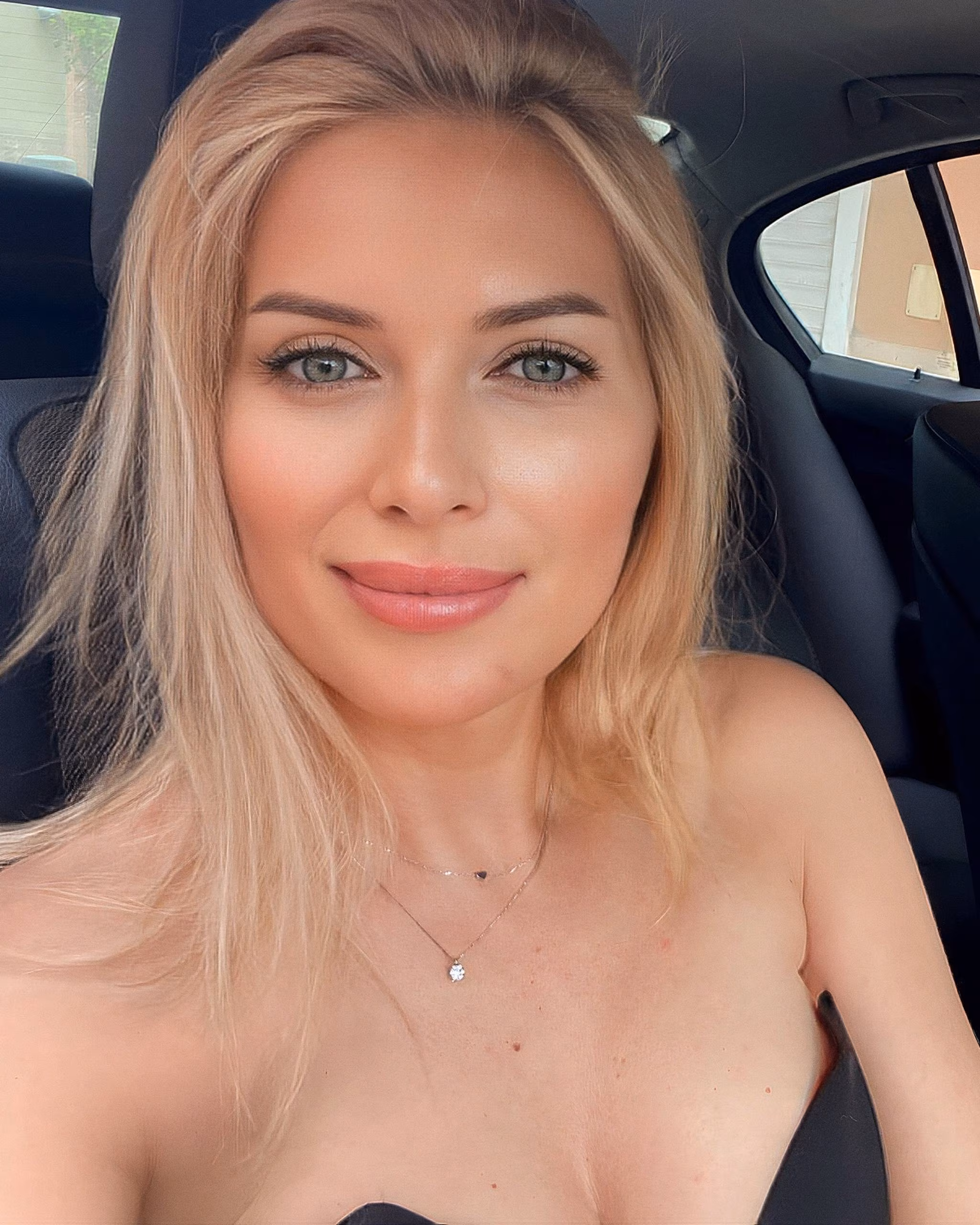 Iryna 42 Burgas Bulgaria dating a lonely woman