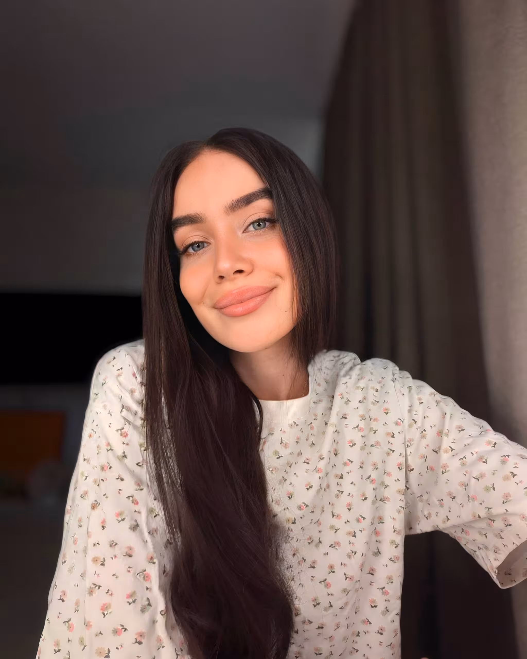 See Lady's Profile