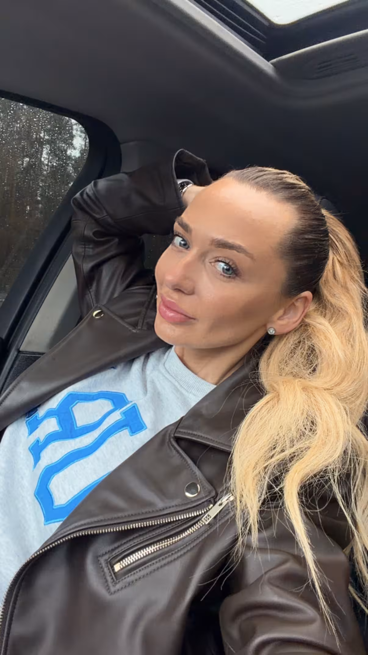 Lisa 35 Saskatoon, Kyiv Canada l m single lmsingle-1002002143-11-5618550987671404208
