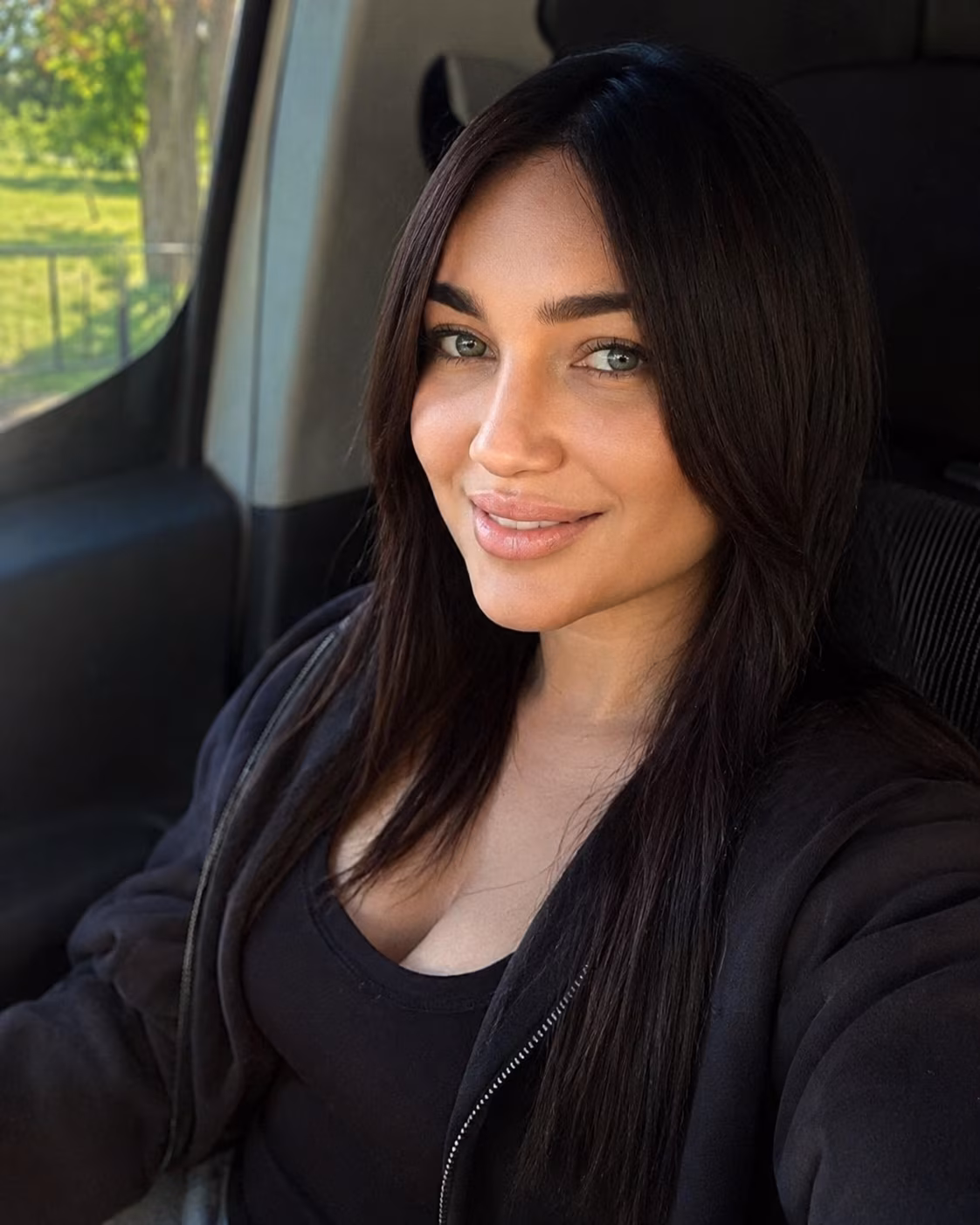 Visit Lady's Profile