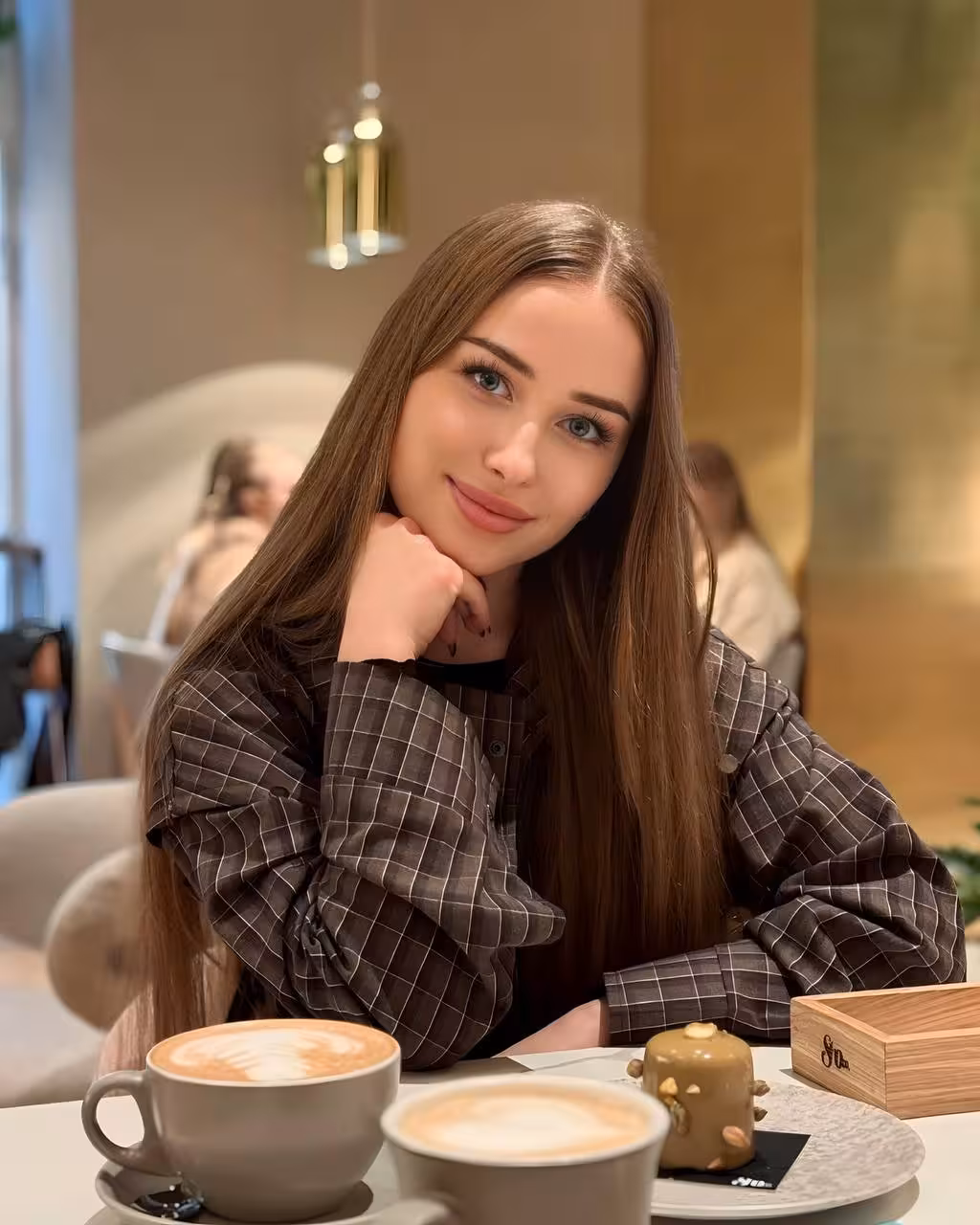 See Lady's Profile