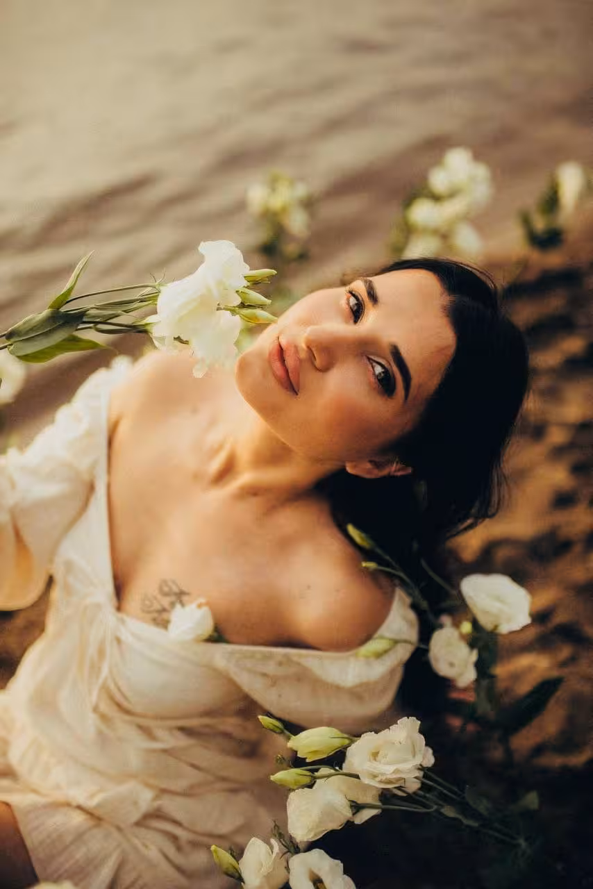 See Lady's Profile