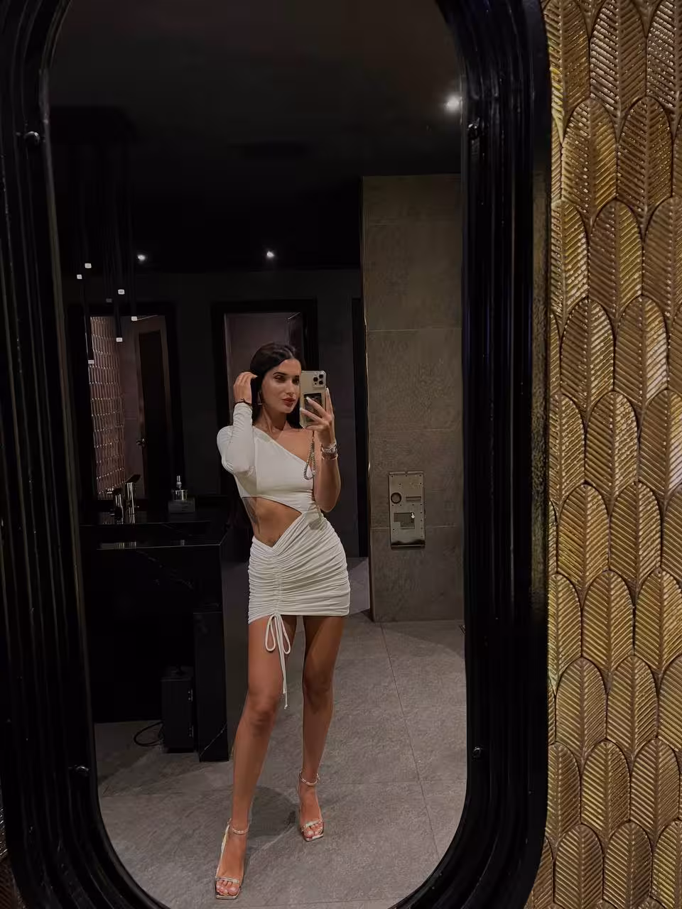 Discover Her Profile