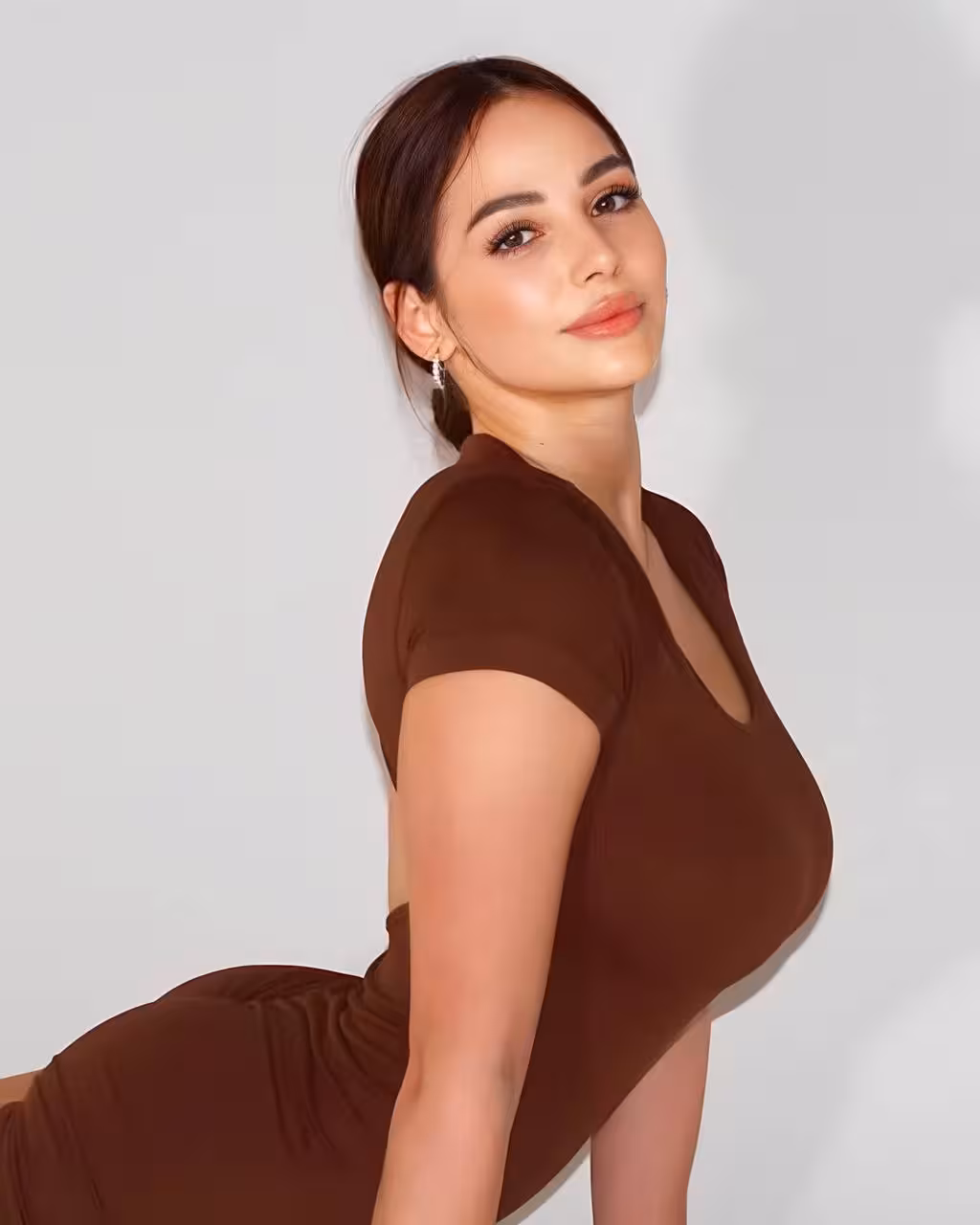 Discover Her Profile