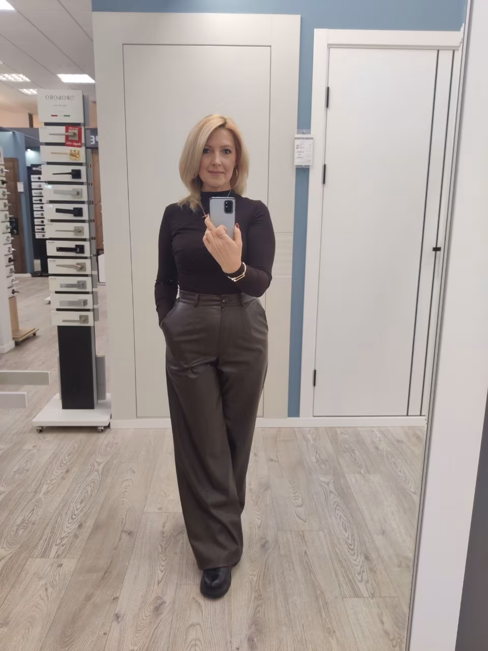 Open Woman's Profile