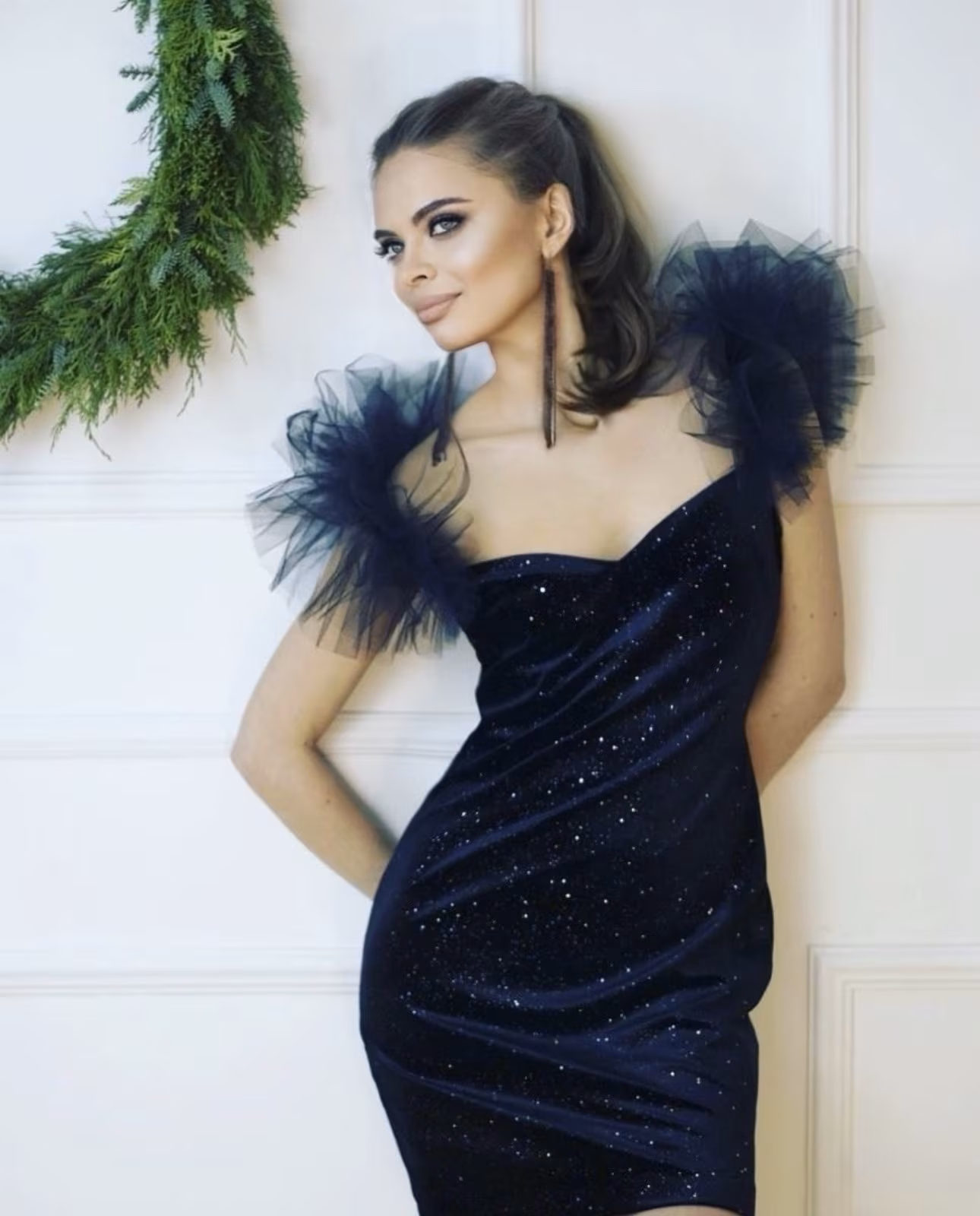 See Lady's Profile