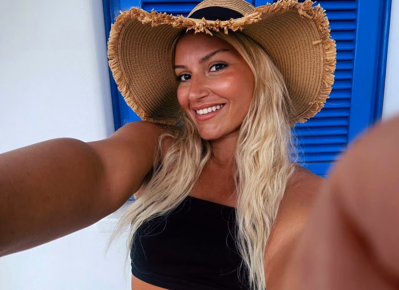 Open Woman's Profile