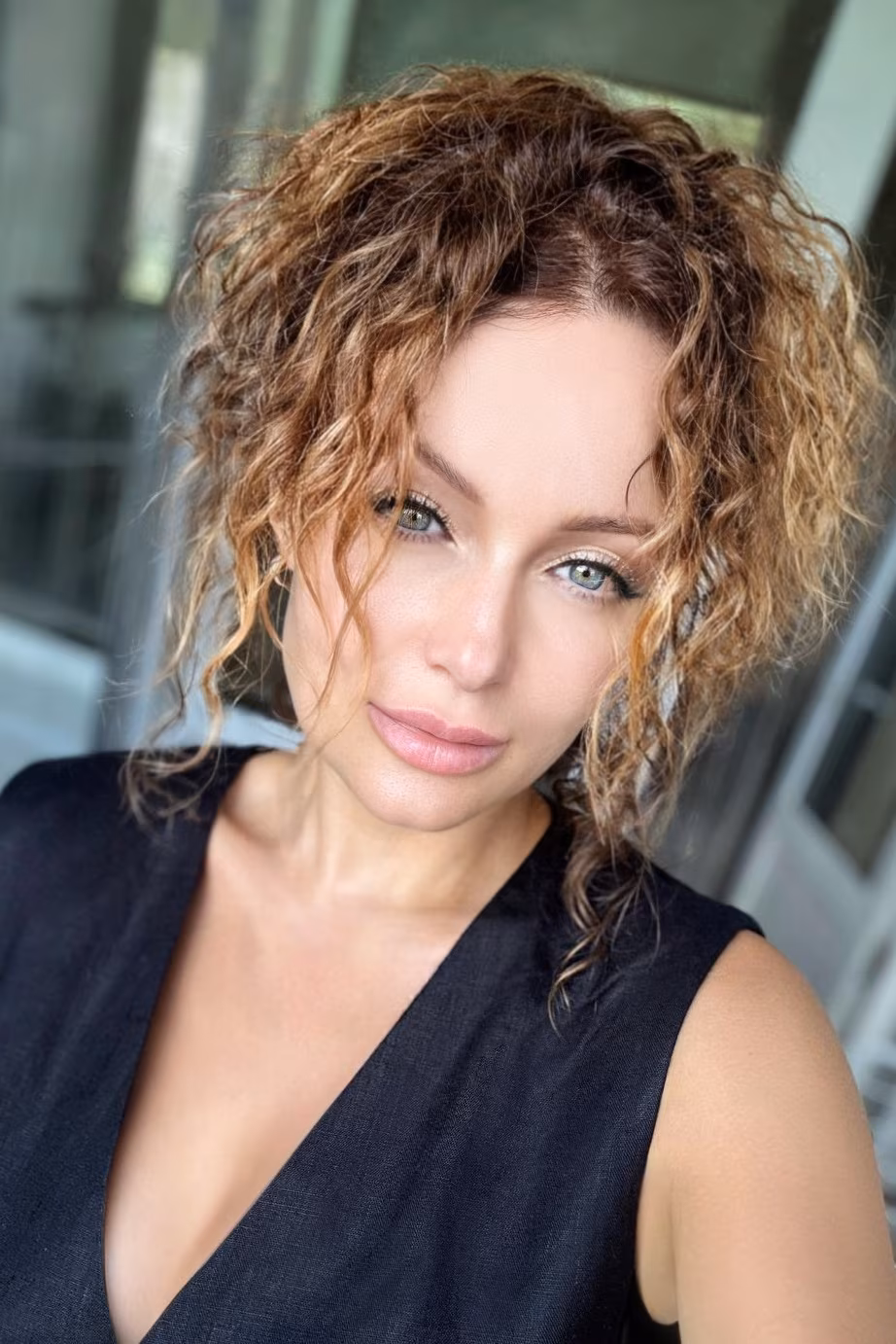 Visit Lady's Profile