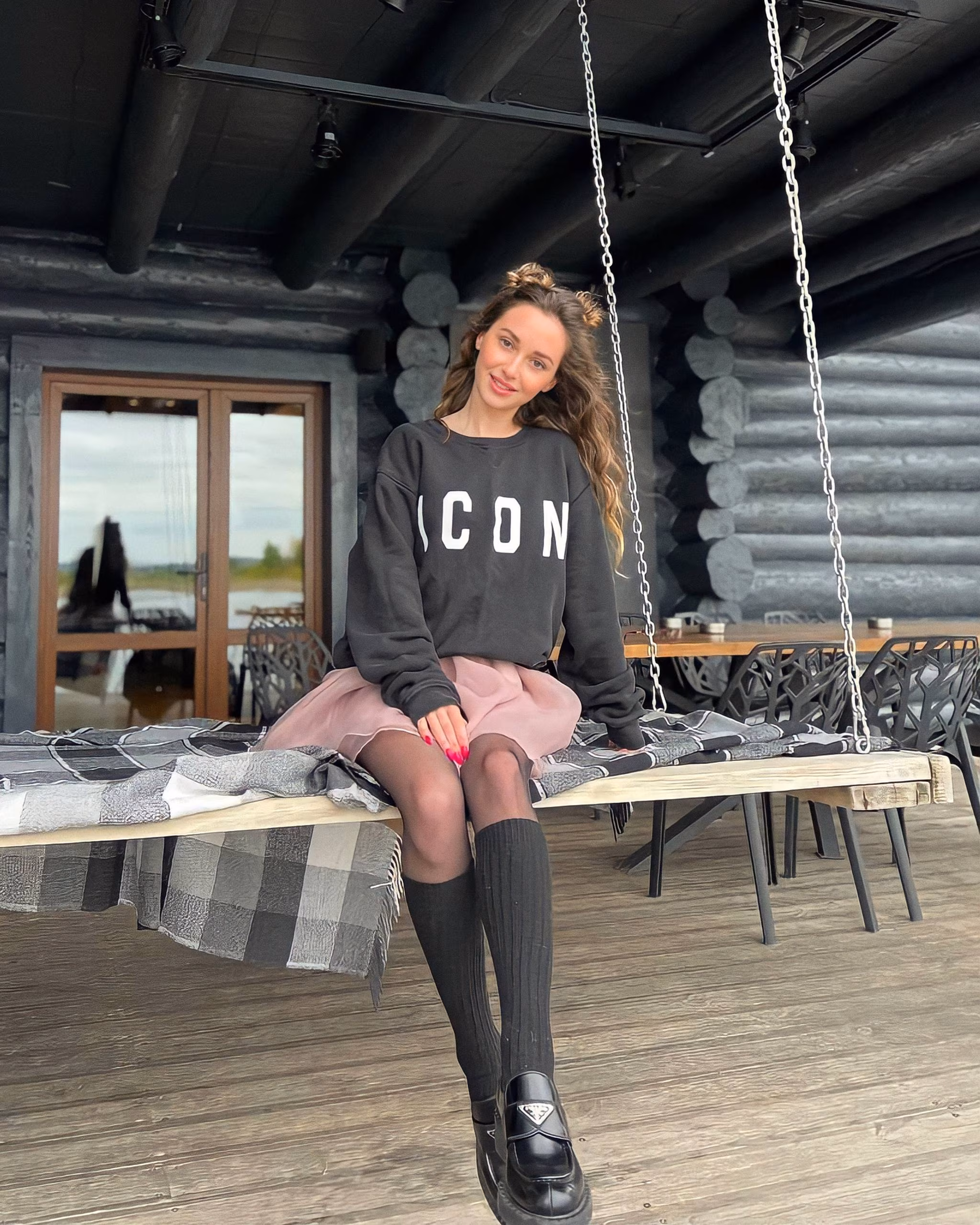 See Lady's Profile