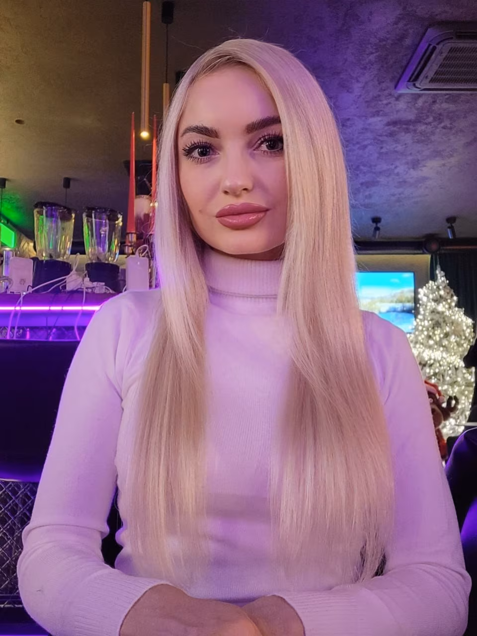 See Lady's Profile