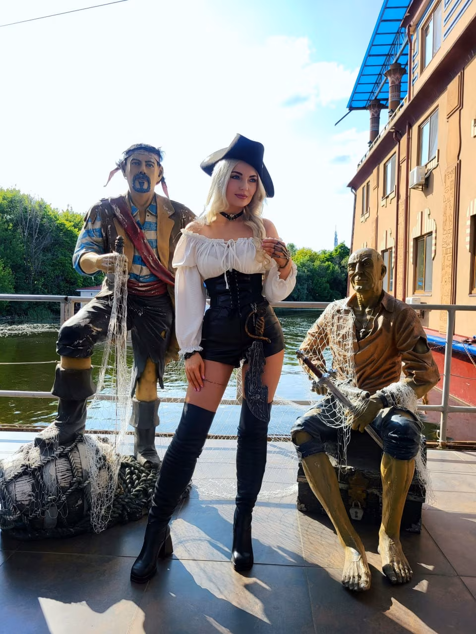 Visit Lady's Profile