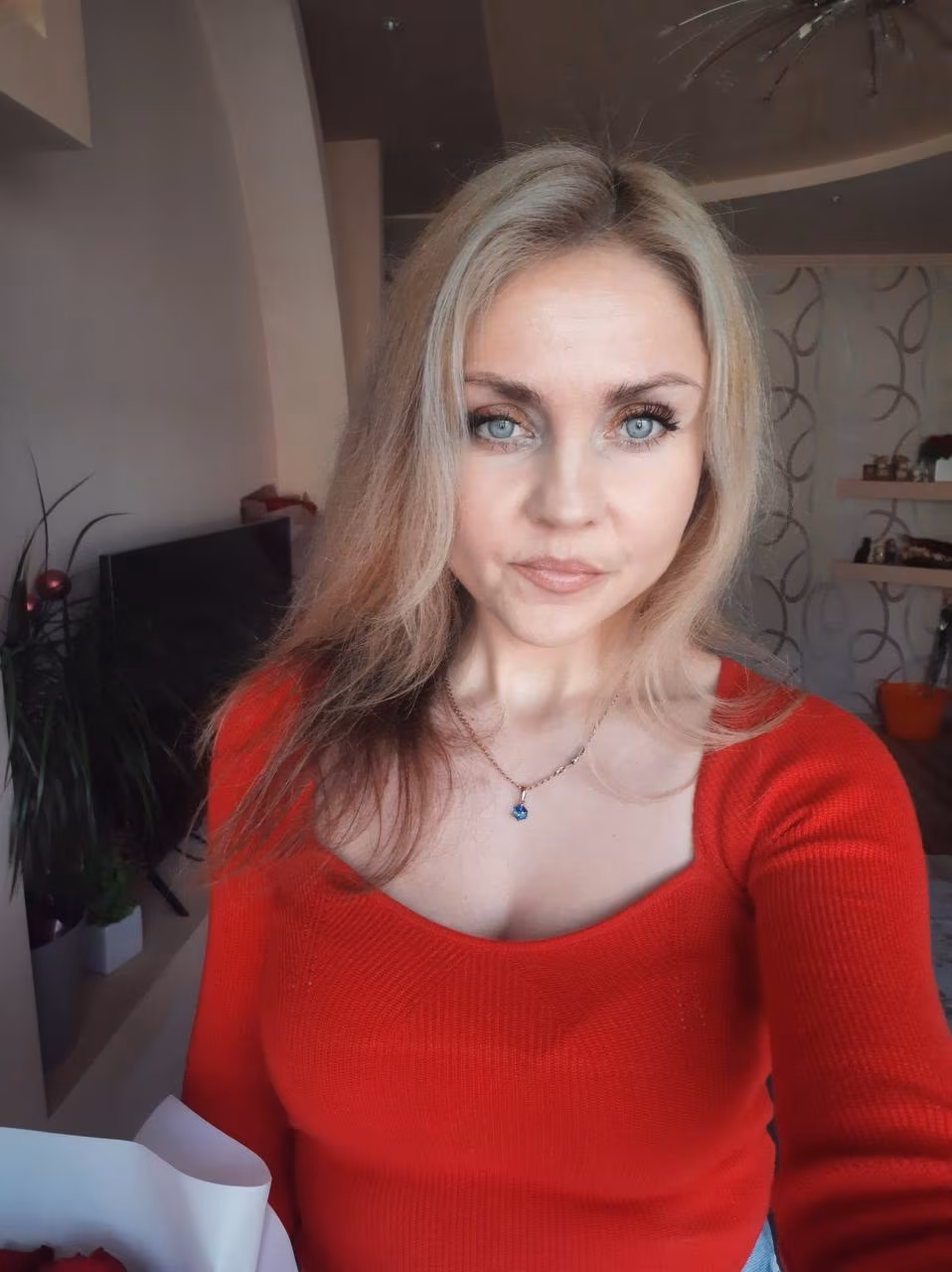 Visit Lady's Profile