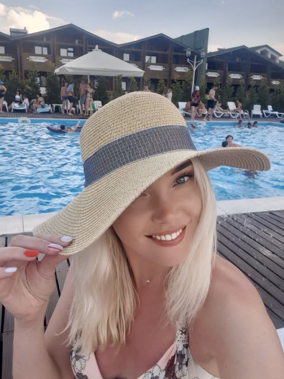 Discover Her Profile