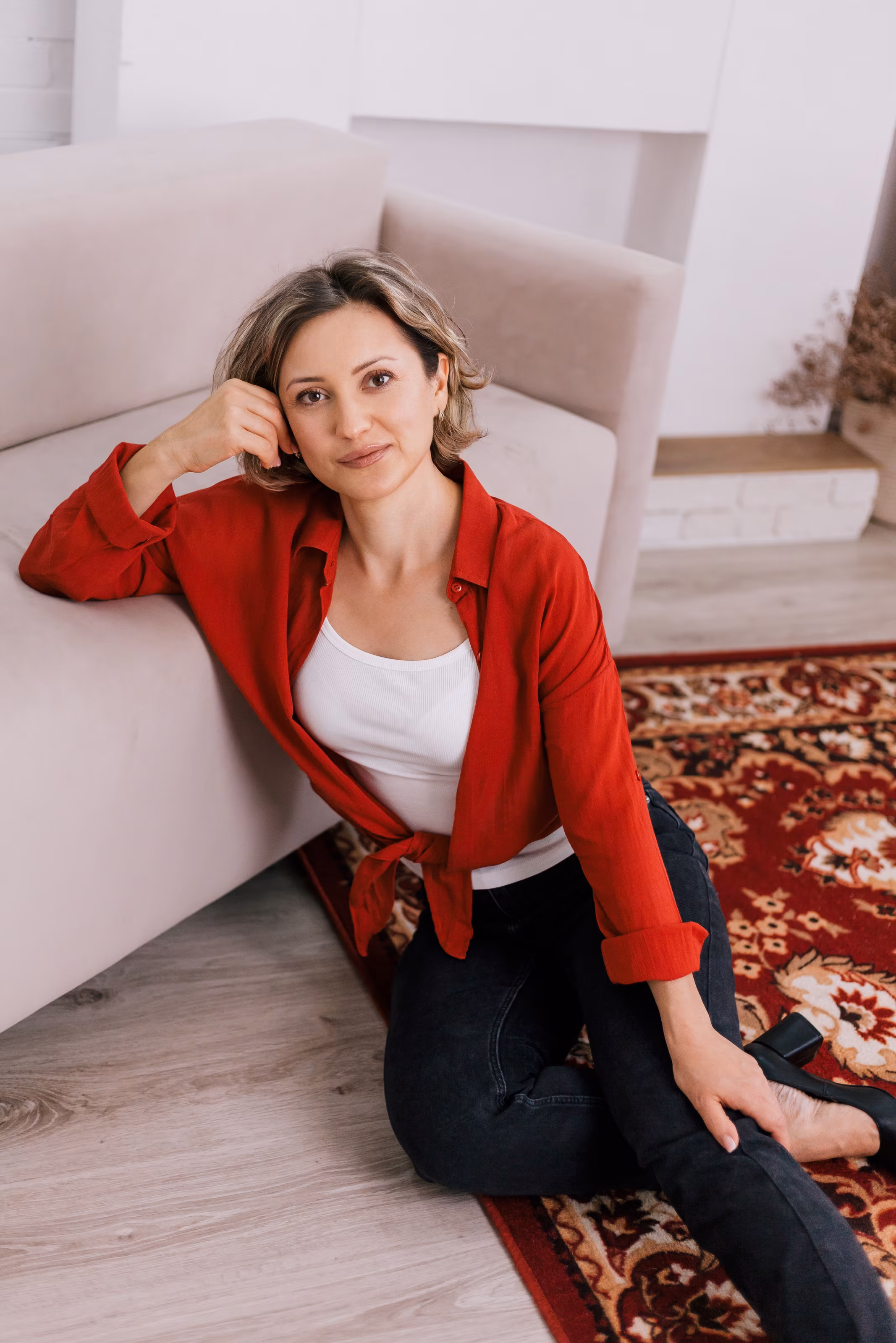 See Lady's Profile