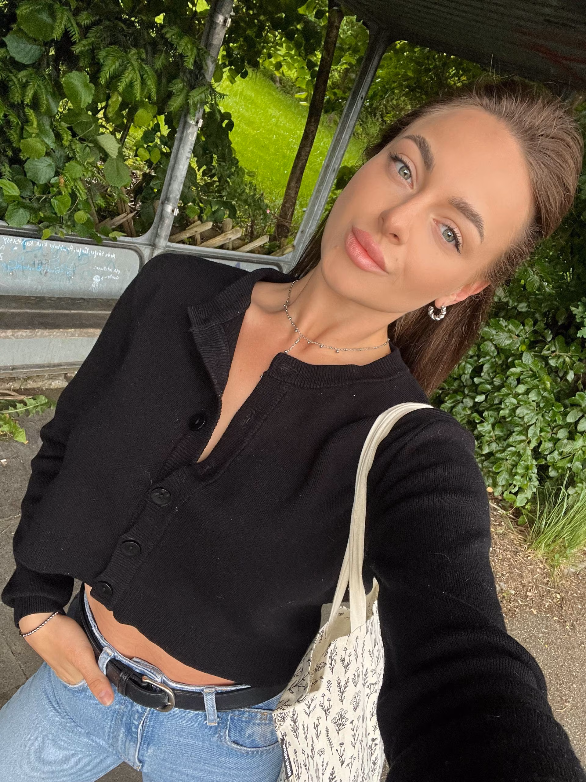 See Lady's Profile