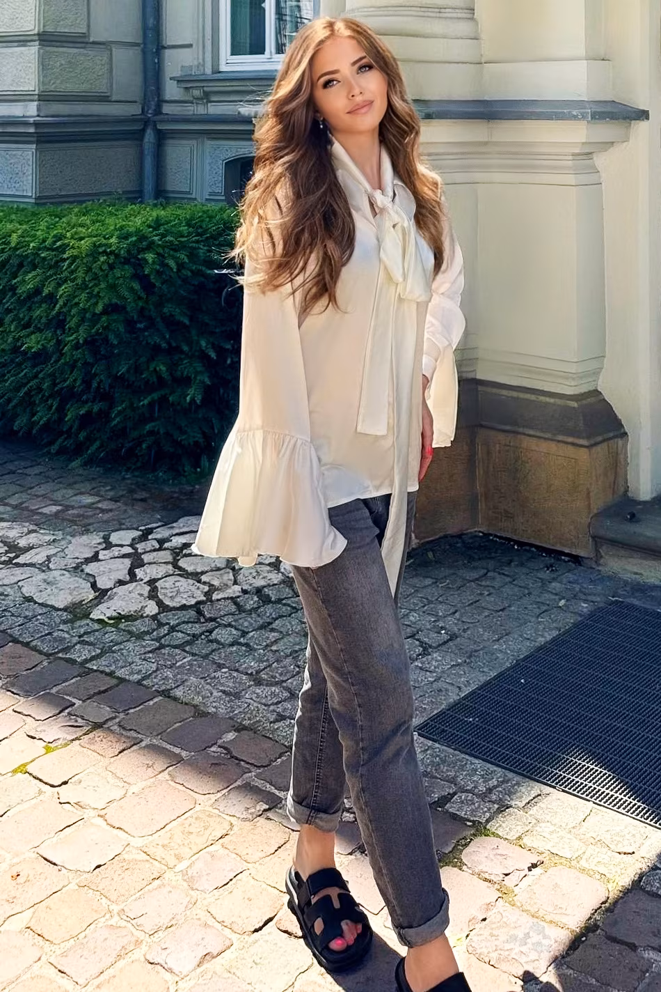 Visit Lady's Profile