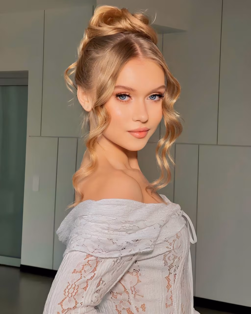Visit Lady's Profile