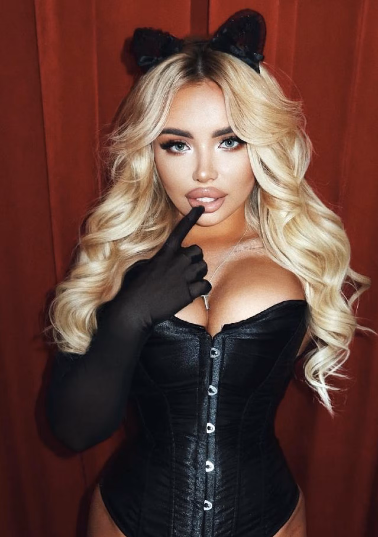 Discover Her Profile