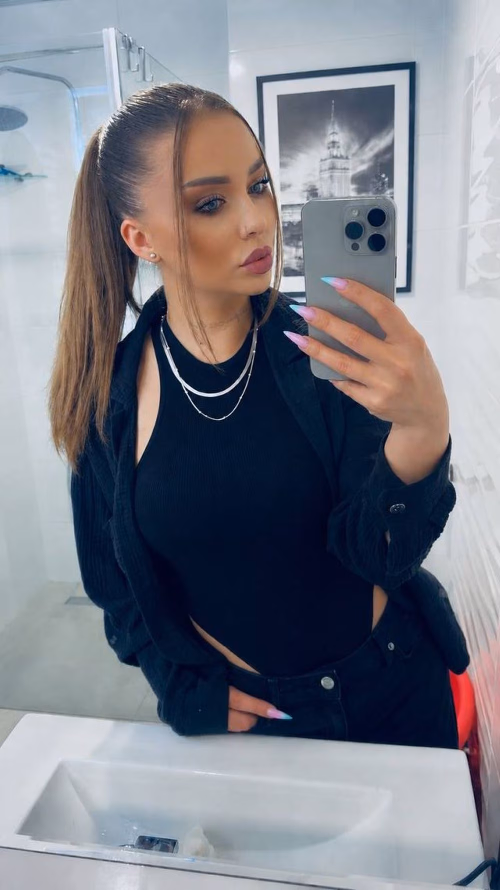 See Lady's Profile