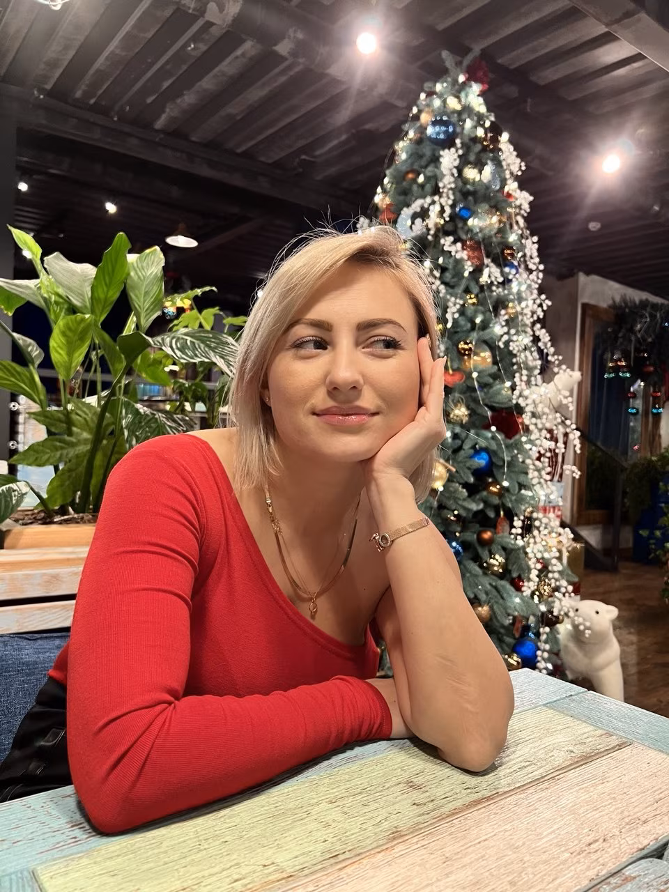 Open Woman's Profile
