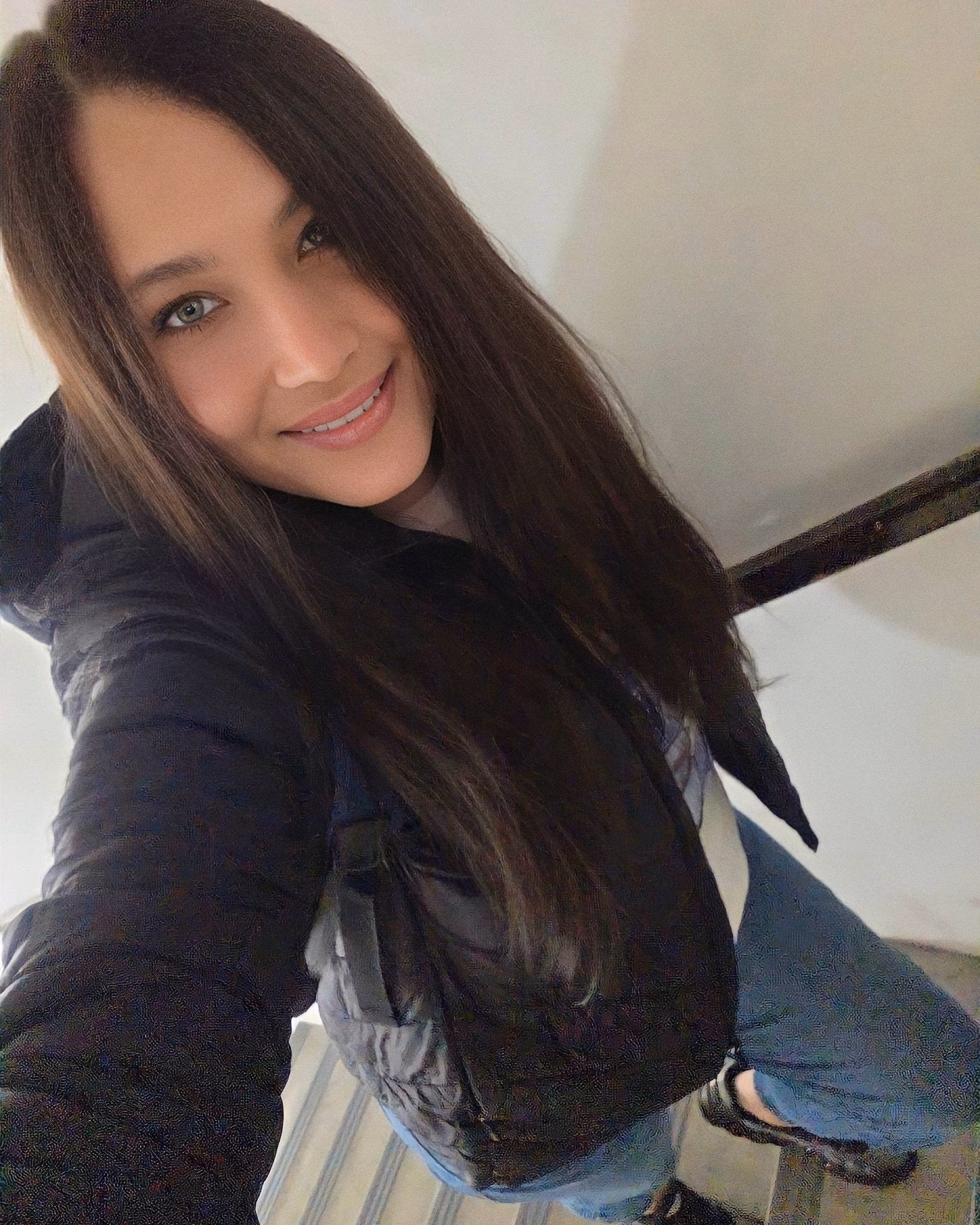 See Lady's Profile