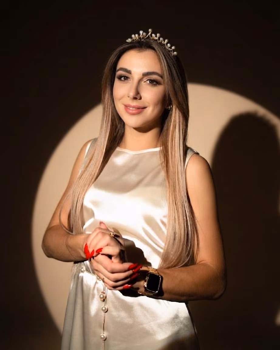 Visit Lady's Profile