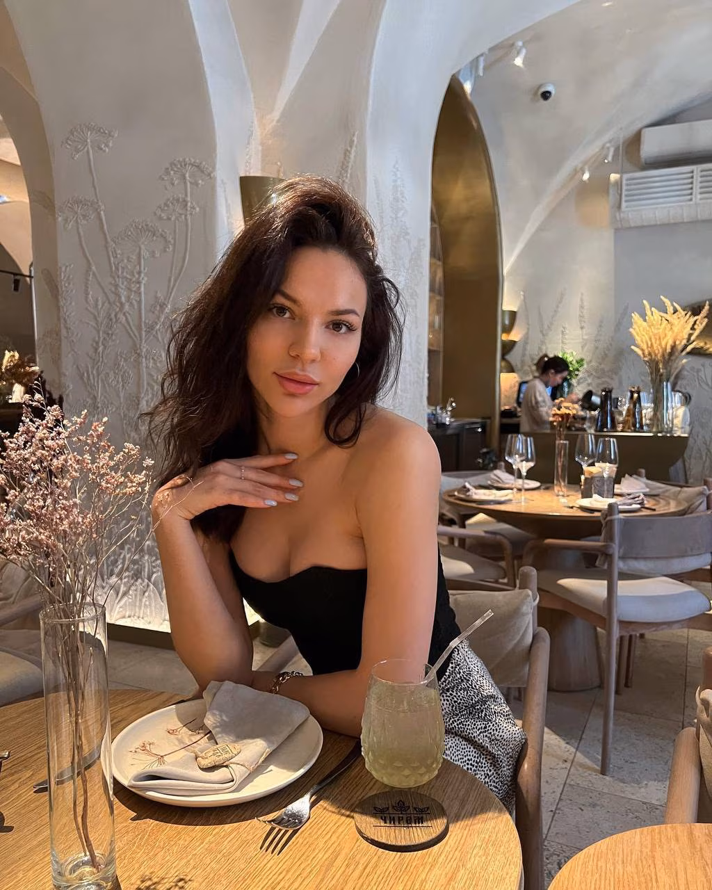 Visit Lady's Profile