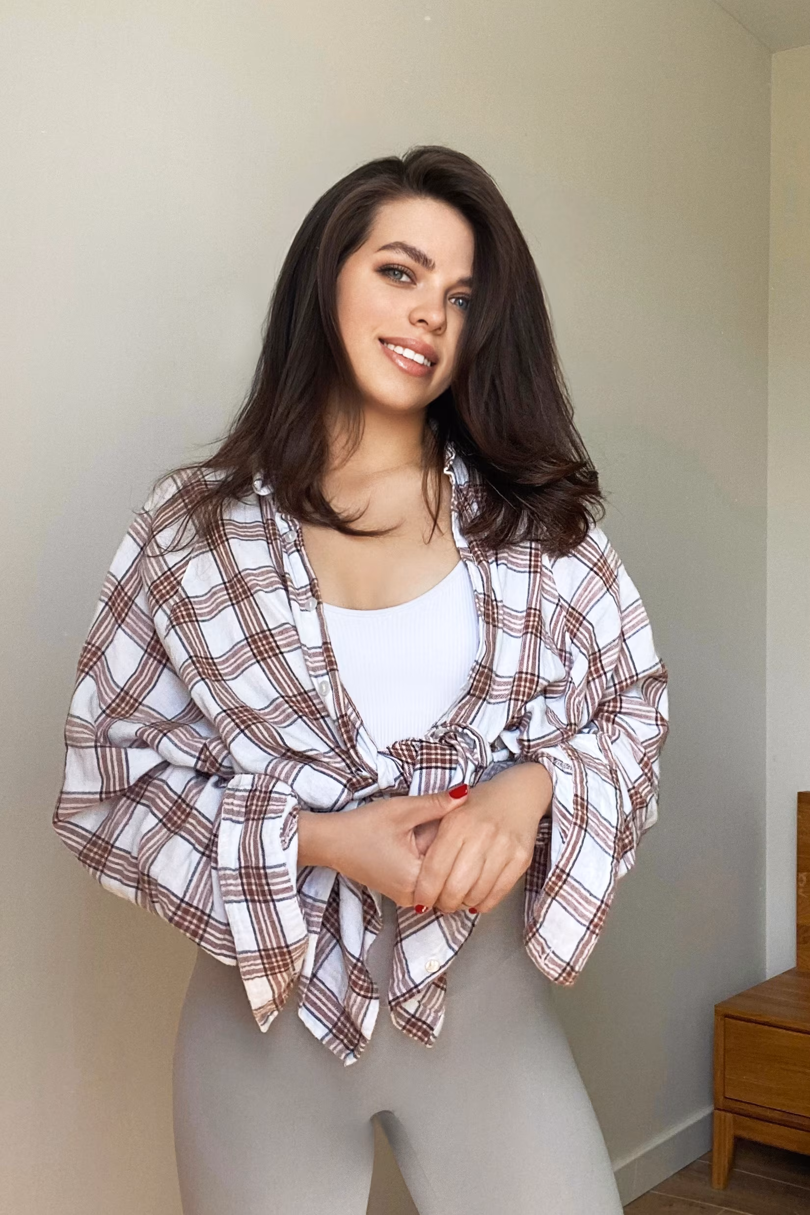 See Lady's Profile