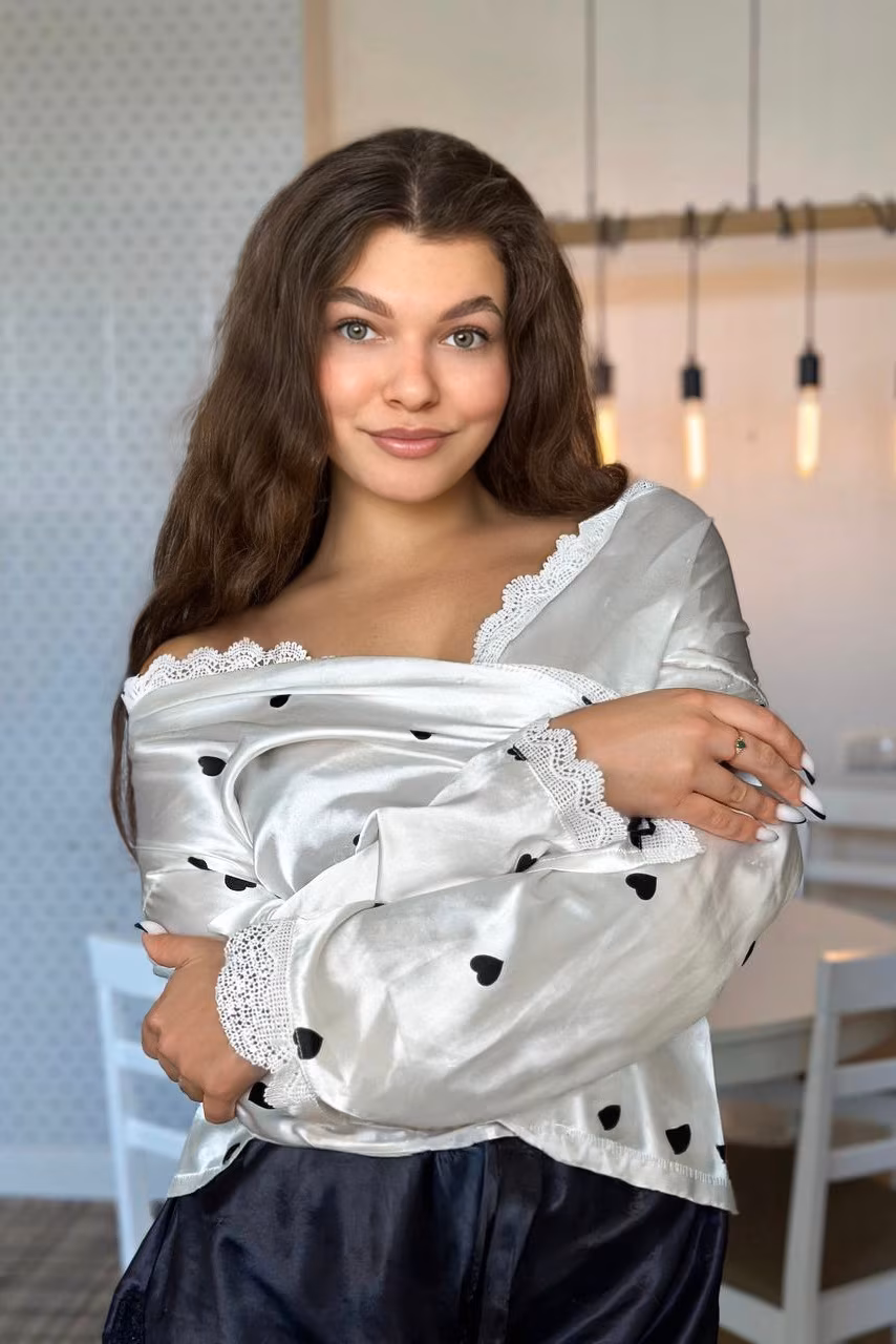Visit Lady's Profile