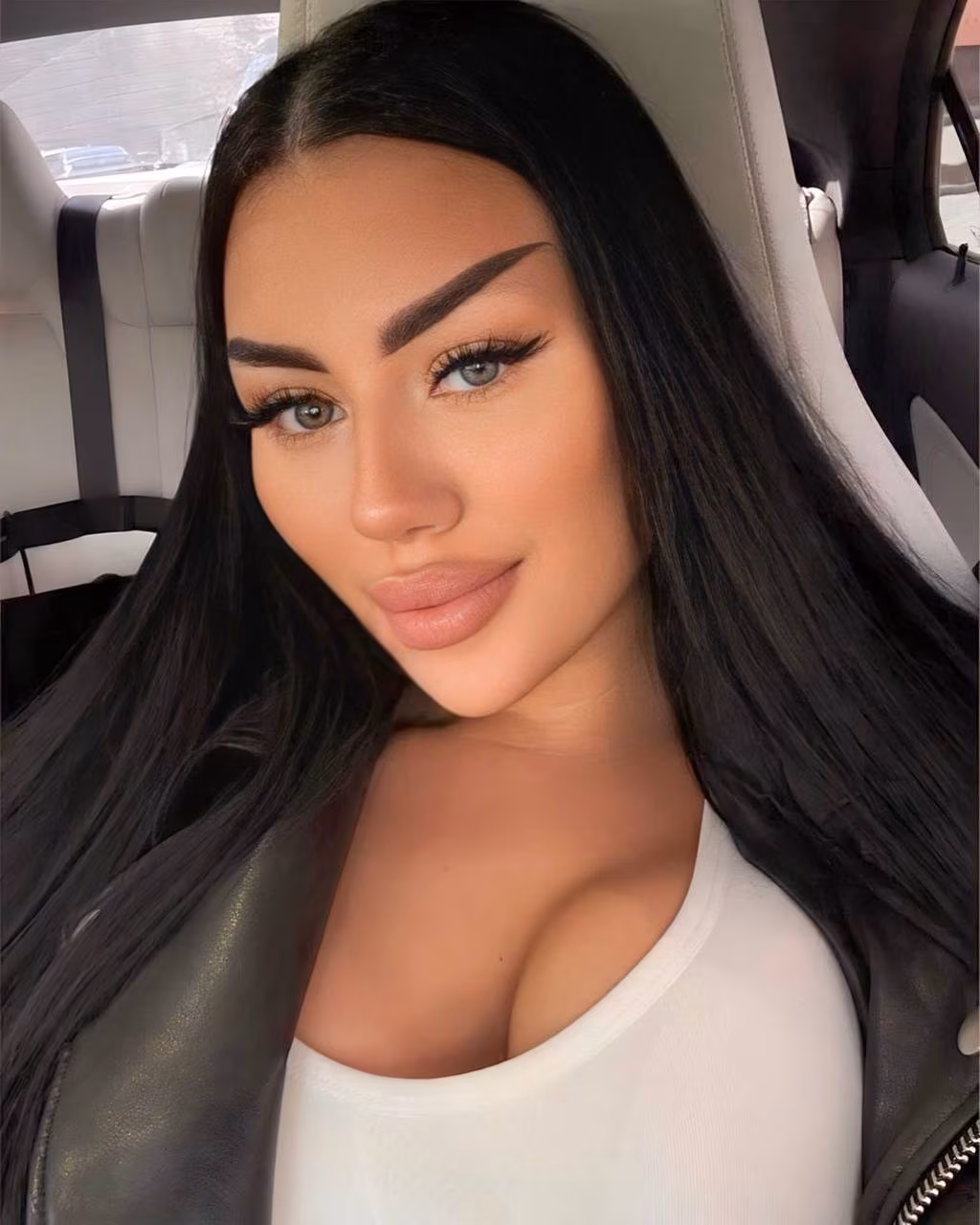 Discover Her Profile